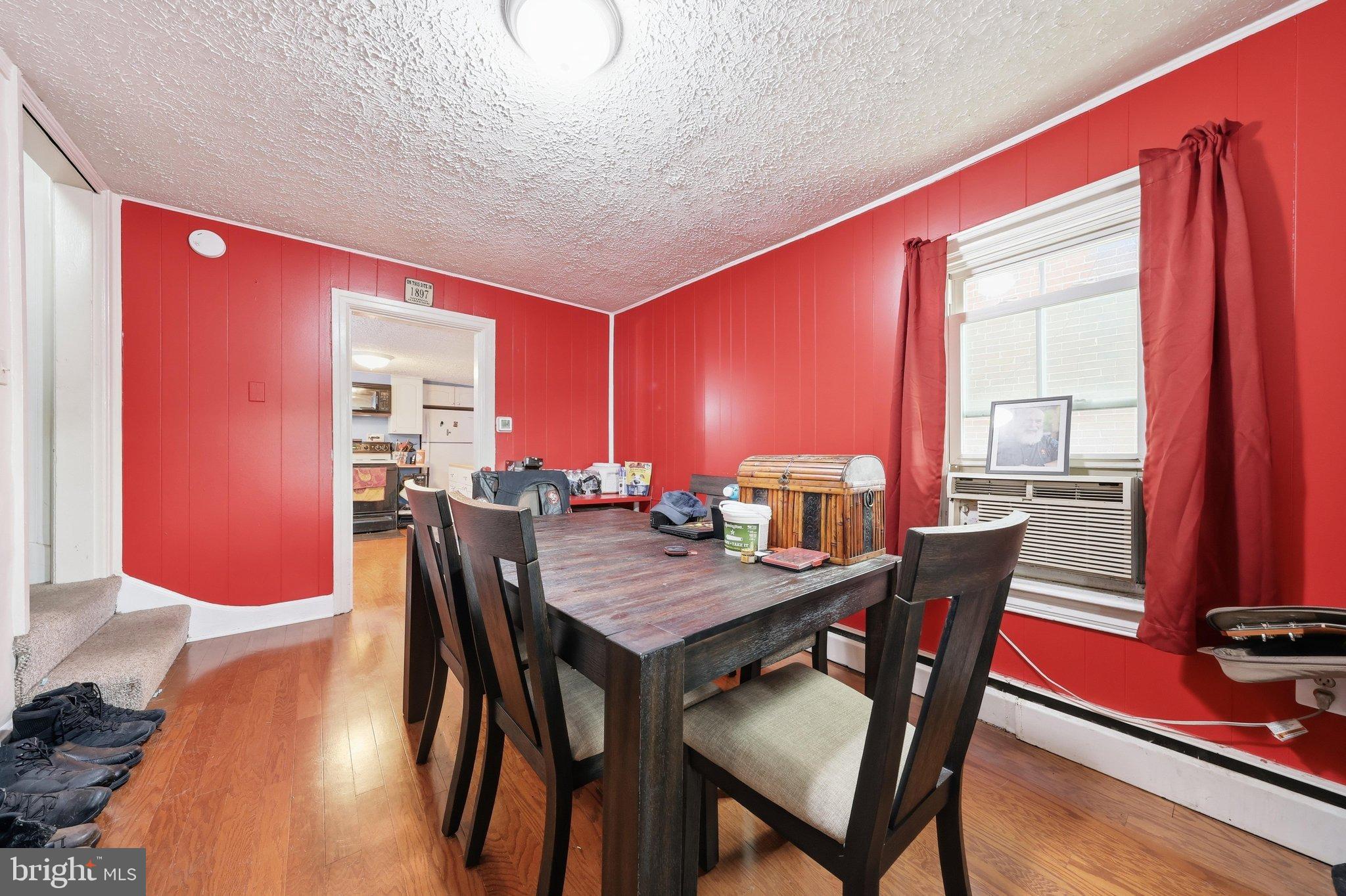 15 FAIRGROUND AVENUE
