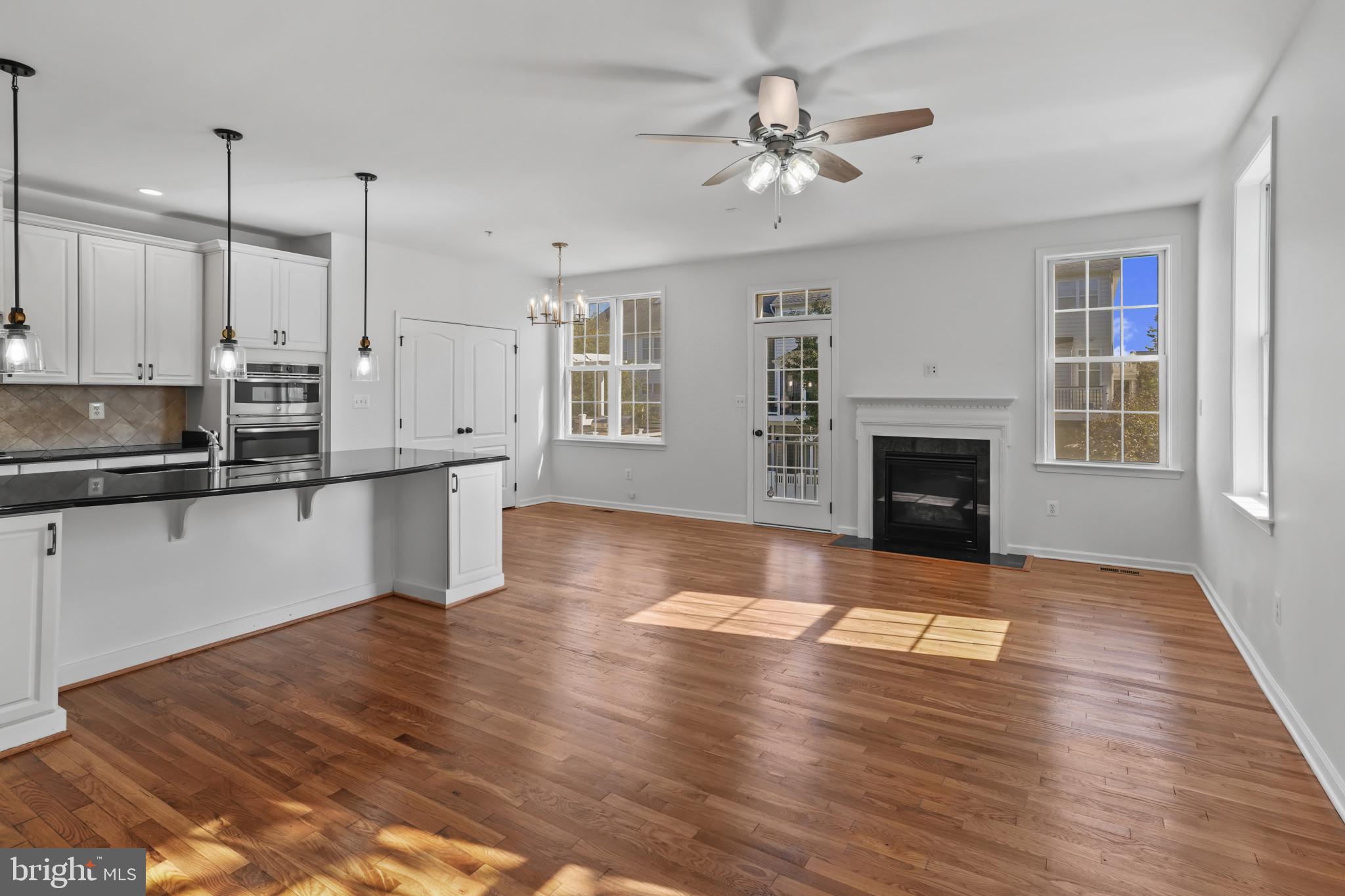 4408 THOROUGHBRED DRIVE