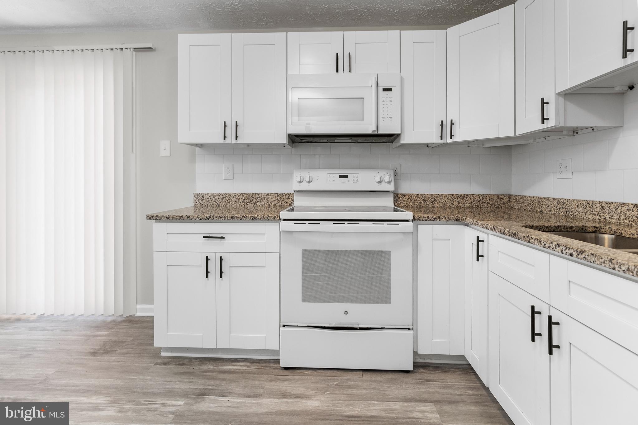 MARLBORO MEADOWS - Residential