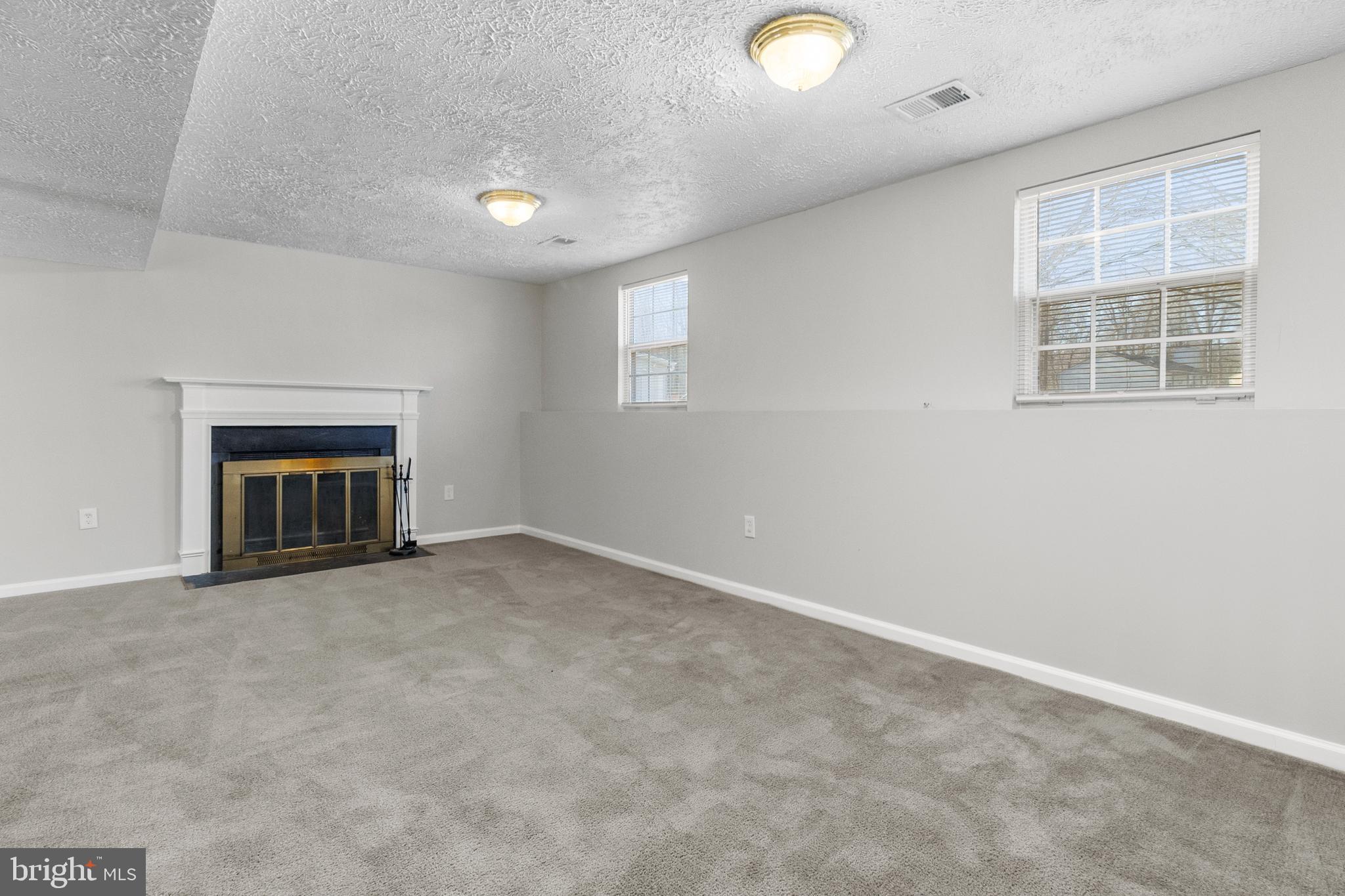 MARLBORO MEADOWS - Residential