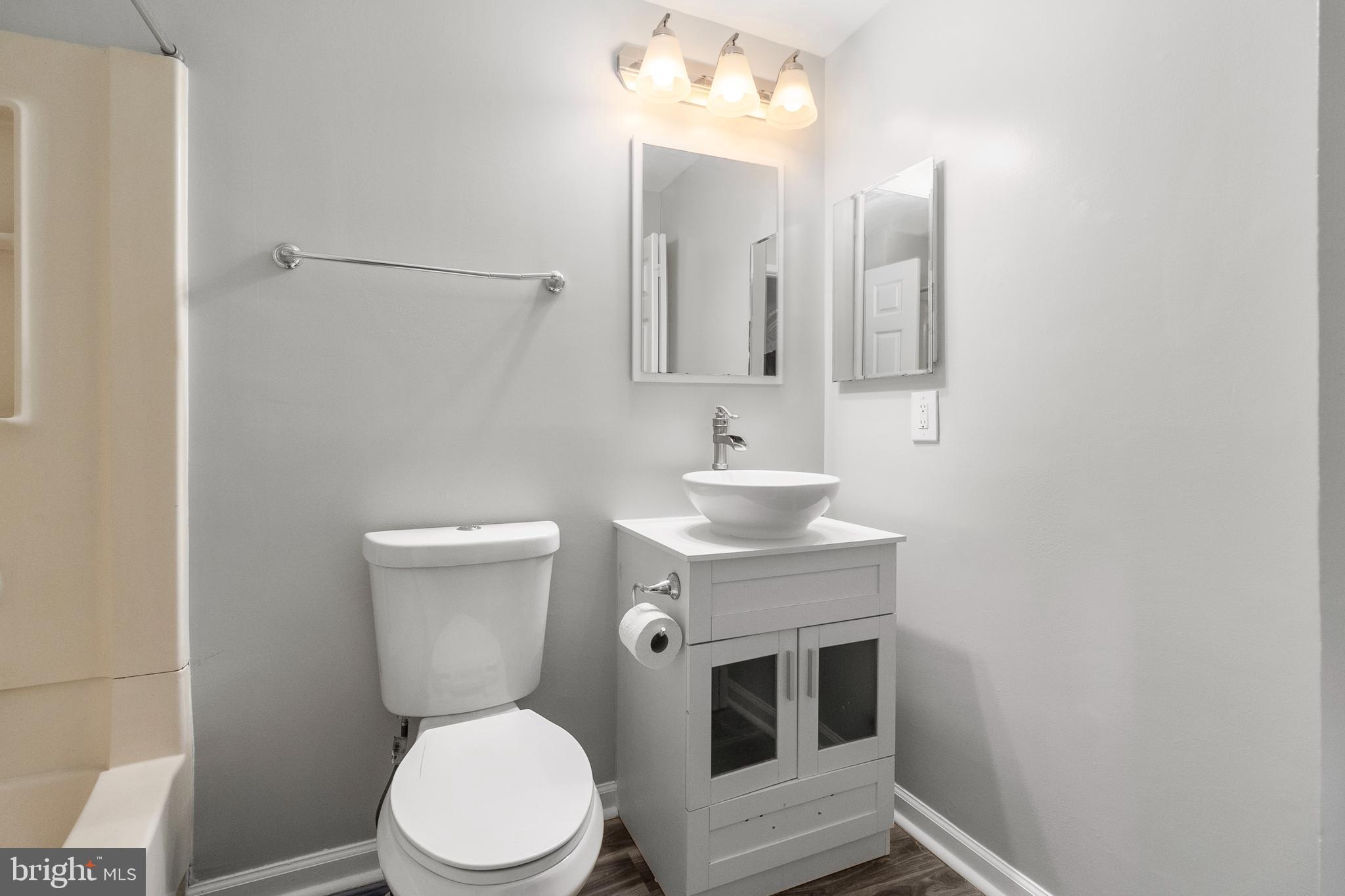 MARLBORO MEADOWS - Residential