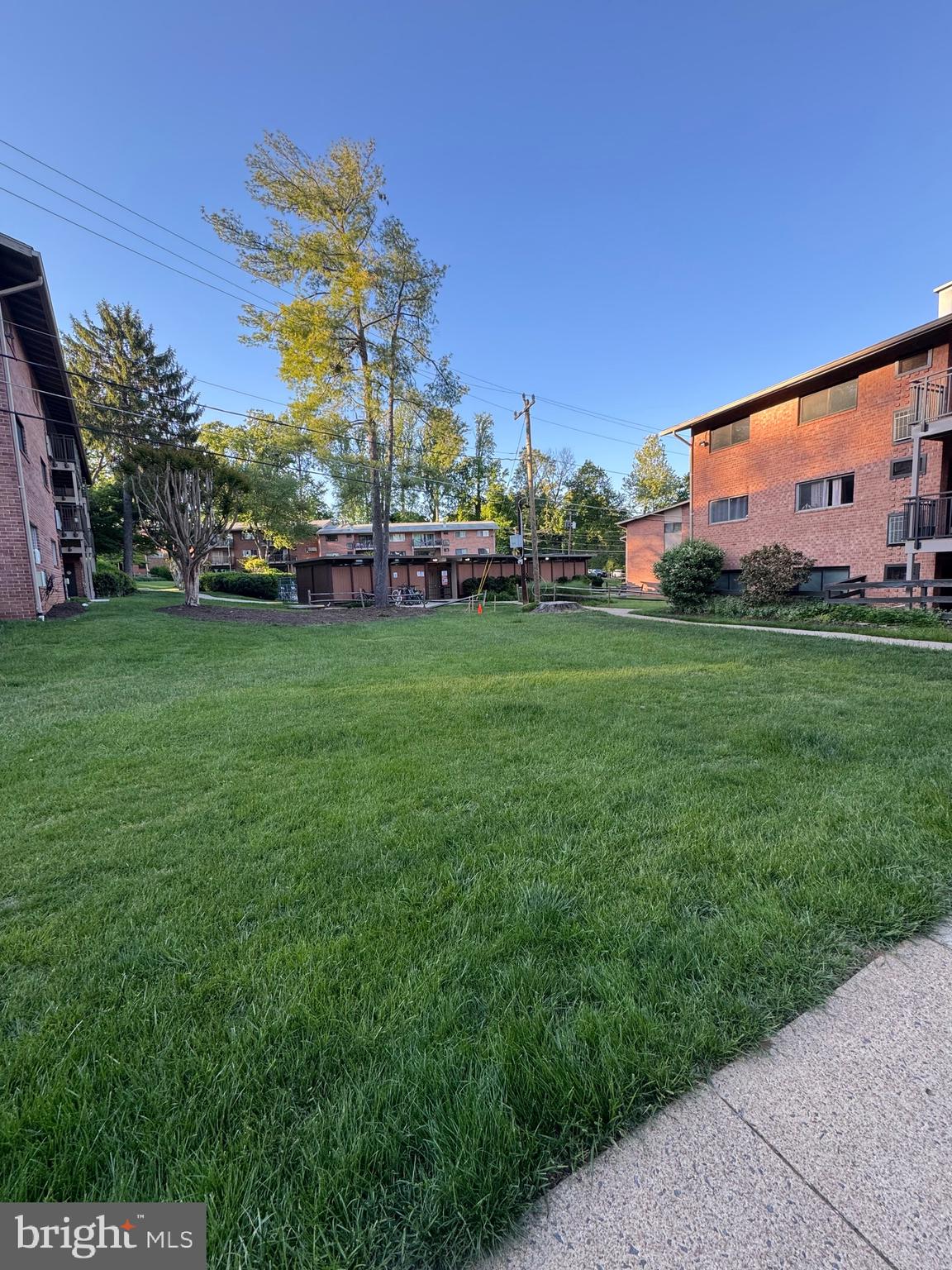 TIMBERLANE VILLAGE GARDEN CONDOMINIUMS - Residential