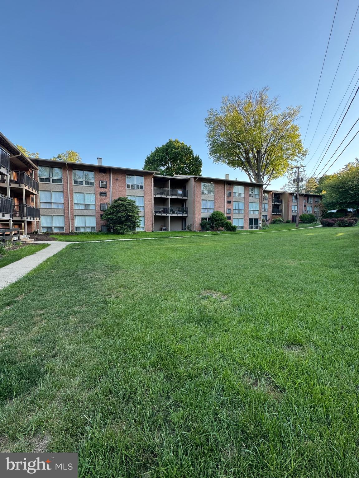 TIMBERLANE VILLAGE GARDEN CONDOMINIUMS - Residential