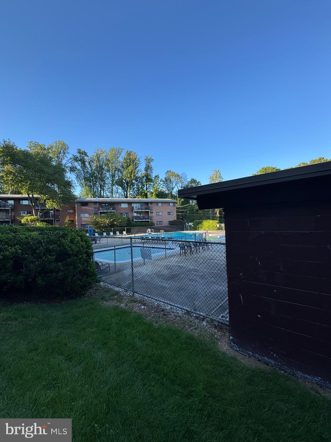 TIMBERLANE VILLAGE GARDEN CONDOMINIUMS - Residential