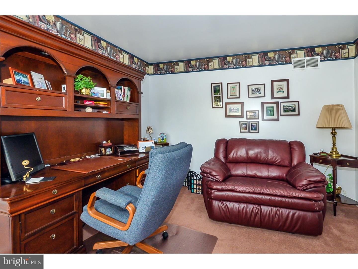 PINECREST - Residential
