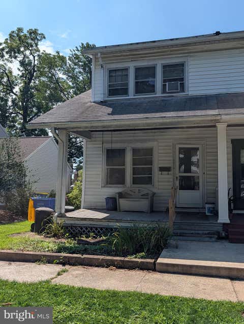 Townhouse For Sale - 3019 Dickinson Avenue<br/> CAMP HILL, PA 17011
