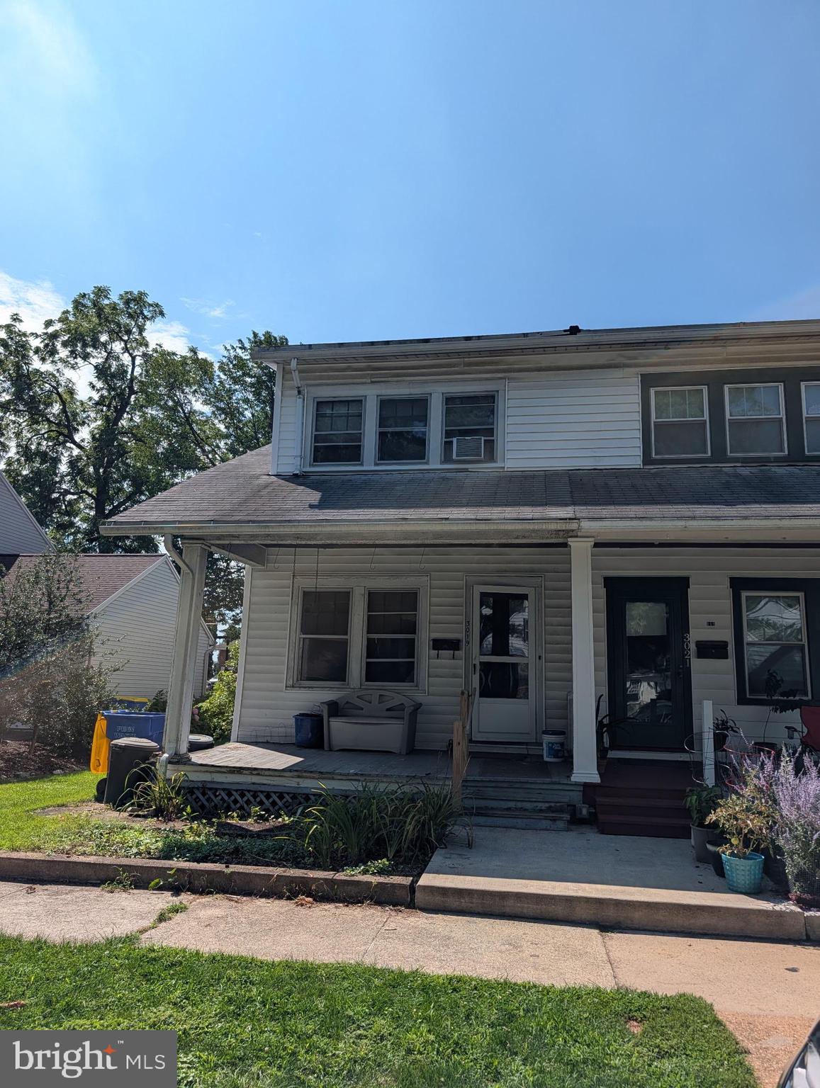 3019 DICKINSON AVENUE