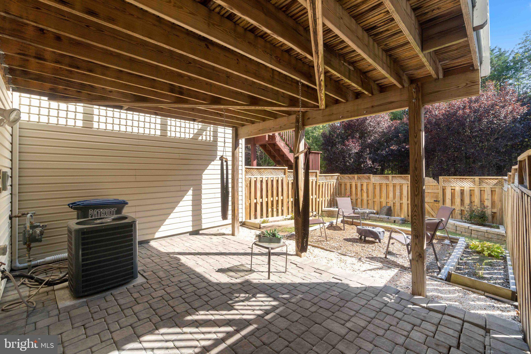 STONE RIDGE - Residential