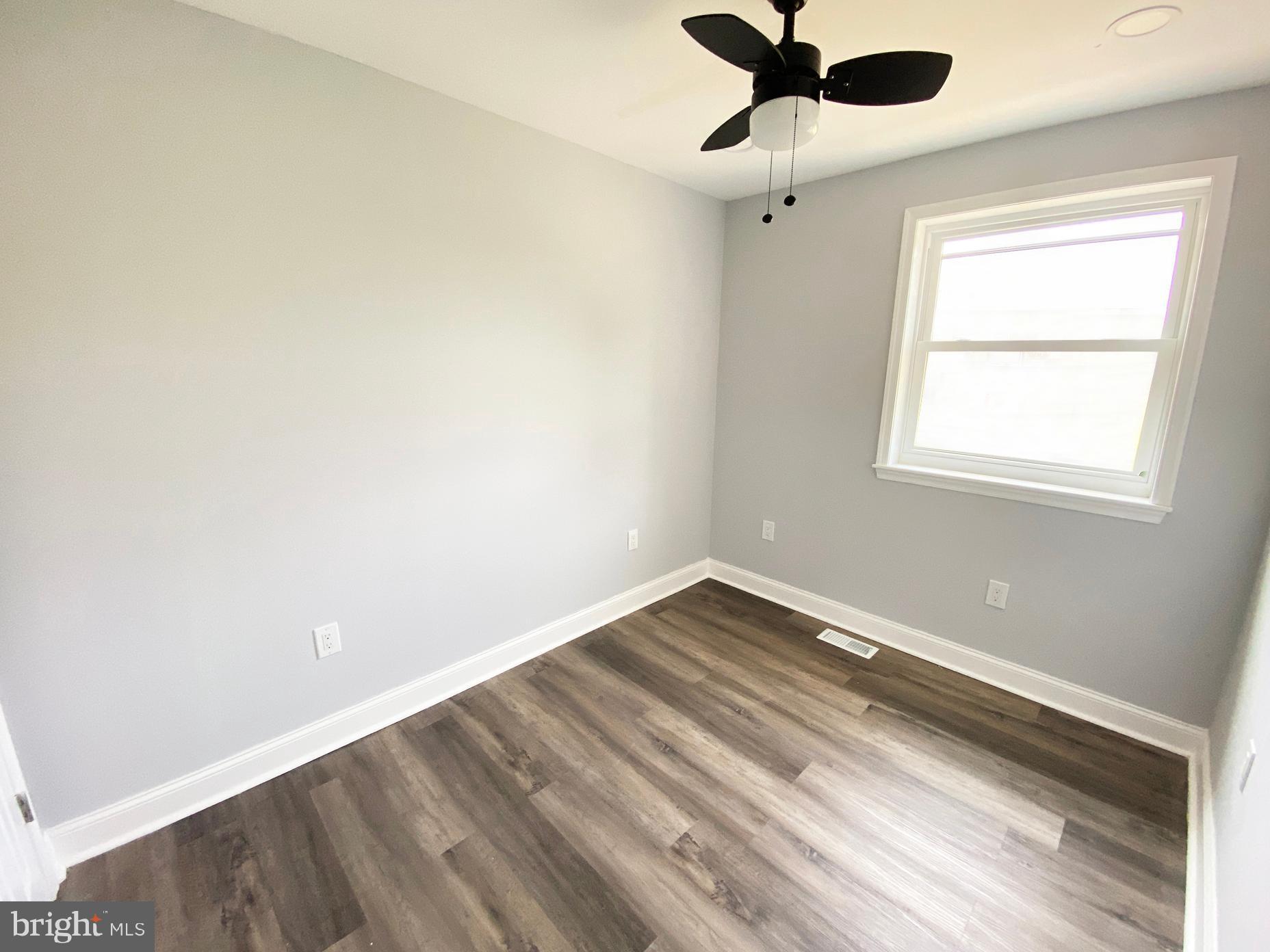 FRANKFORD - Residential