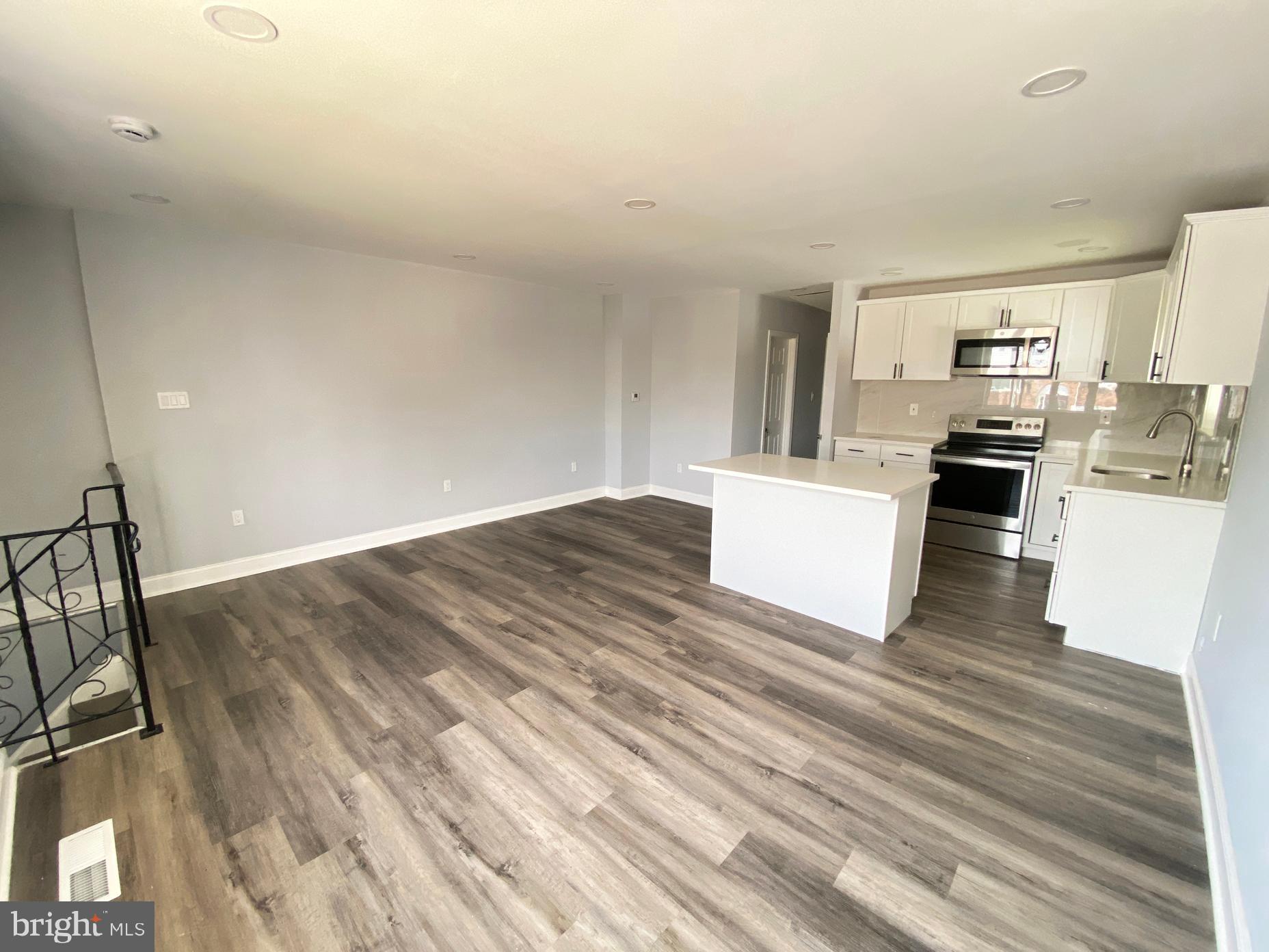 FRANKFORD - Residential