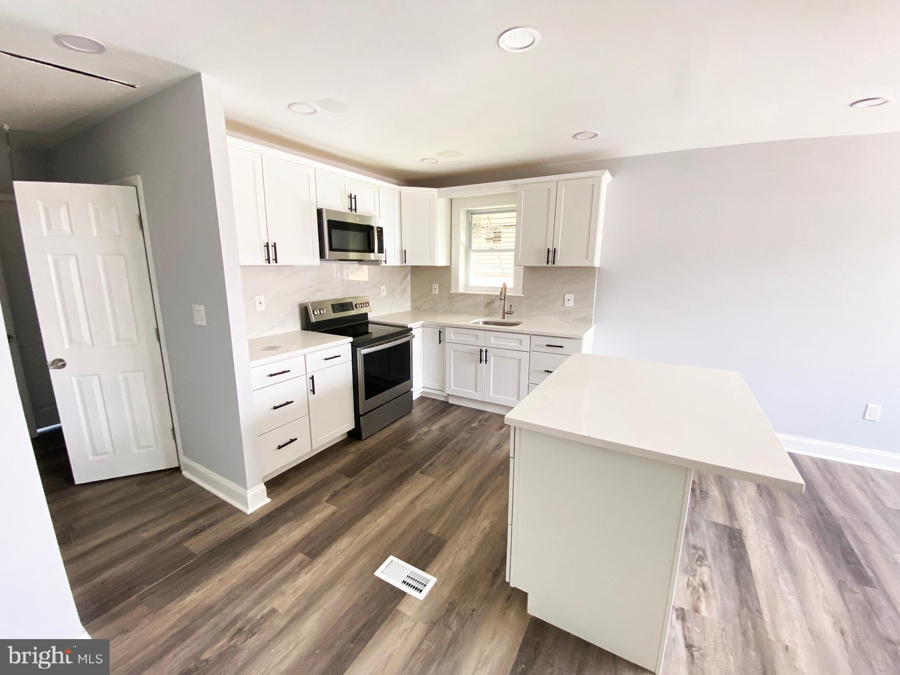 FRANKFORD - Residential