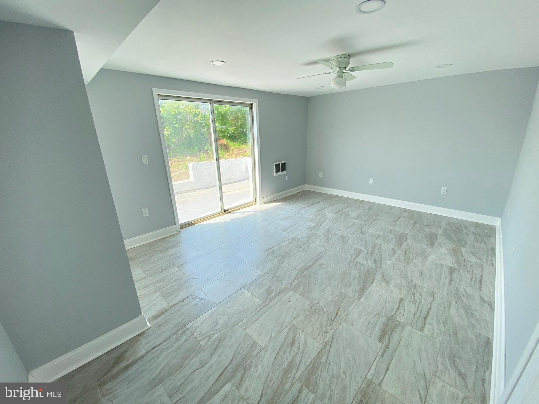 FRANKFORD - Residential