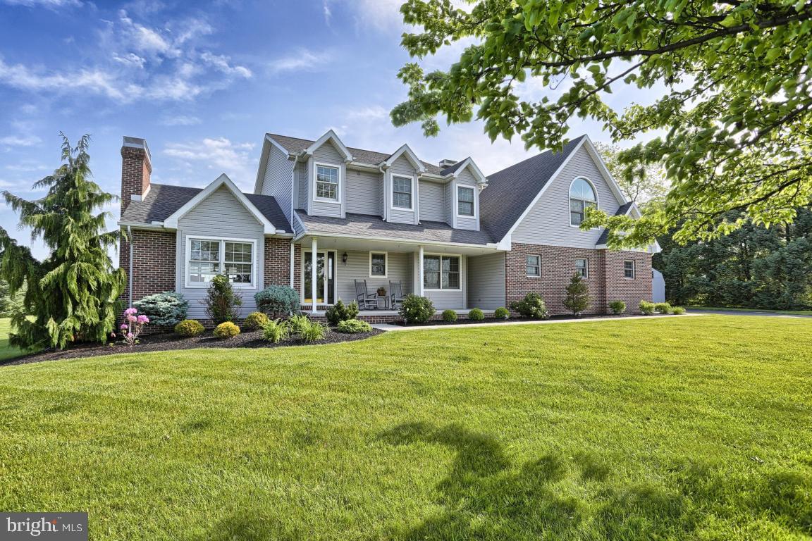 ROYAL OAKS - Residential