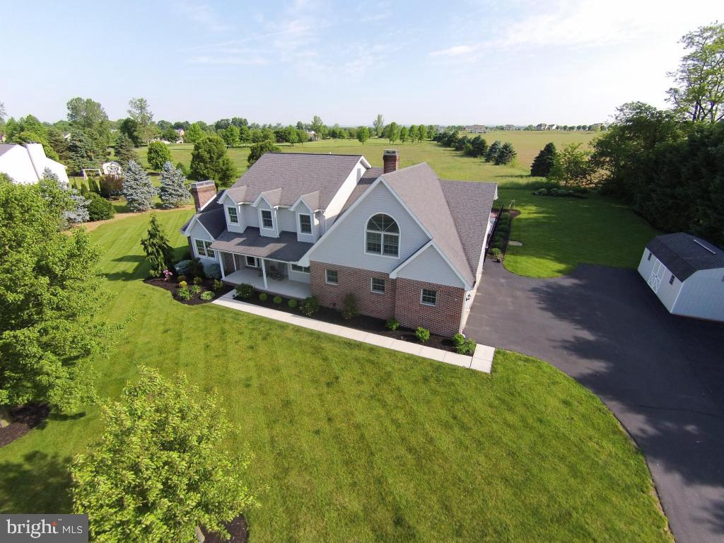 ROYAL OAKS - Residential