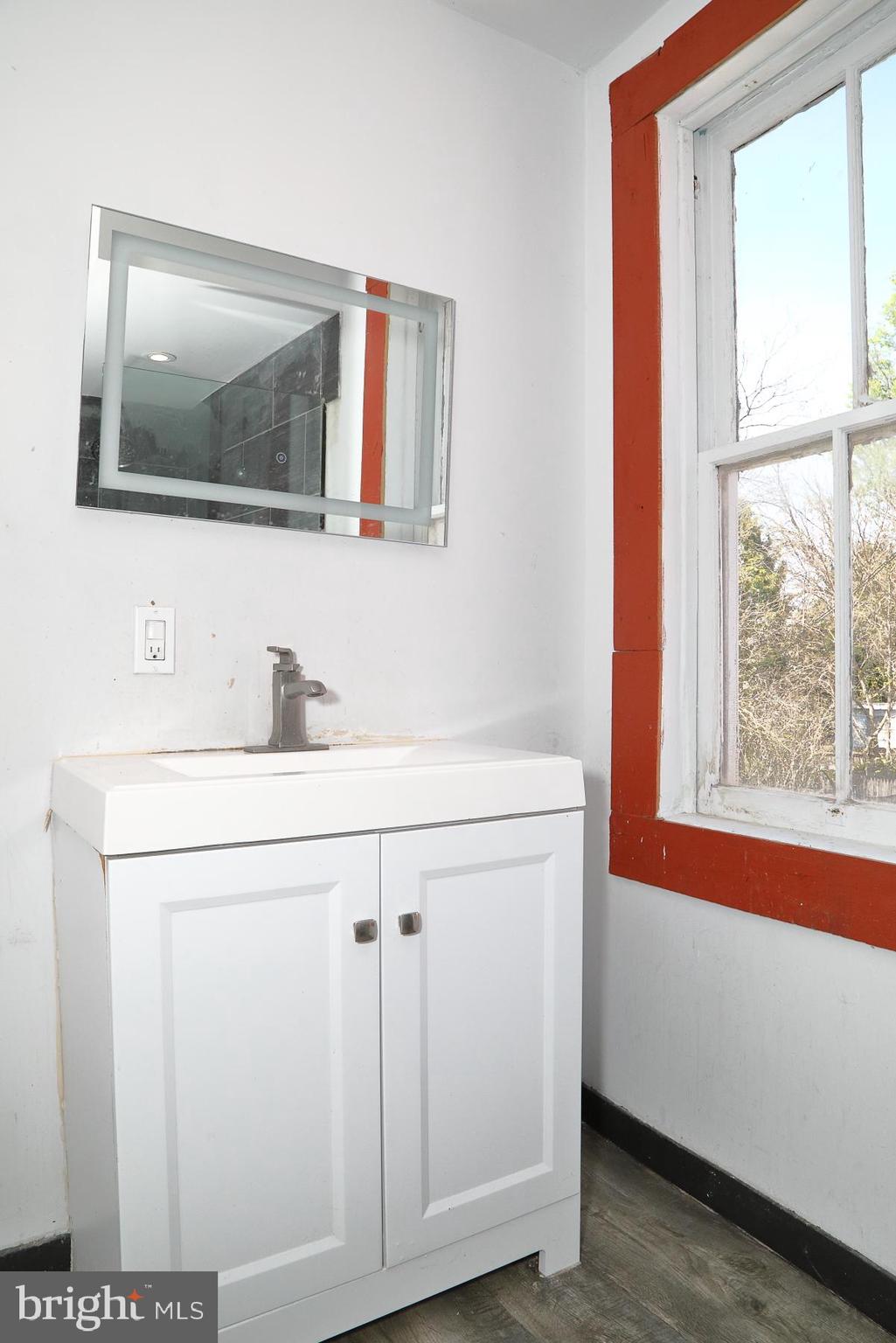 SOUTH SIDE OF CITY - Residential