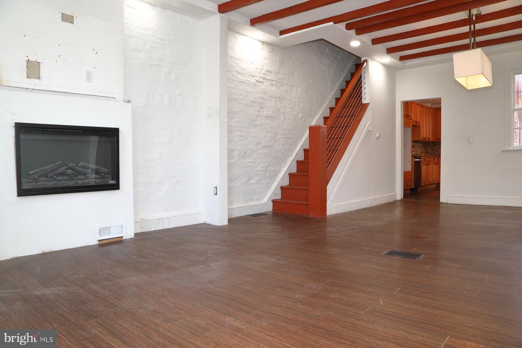 SOUTH SIDE OF CITY - Residential