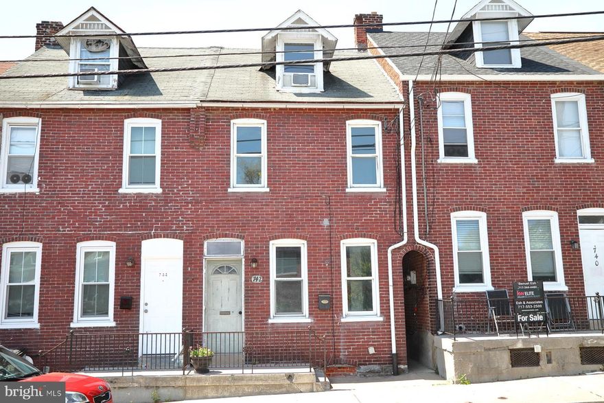 Investment Opportunity in Lancaster City's South Side neighborhood!  Keep the home as a long term rental property, renovate and flip to an owner occupant buyer, or make it your home to live in while you gain equity on the improvements.  Enjoy the perks of having parking on both sides of the street with homes only on one side.  This location is just steps to a brand new mixed-use multi-family development, which is underway and will offer retail/commercial business on the 1st floor.