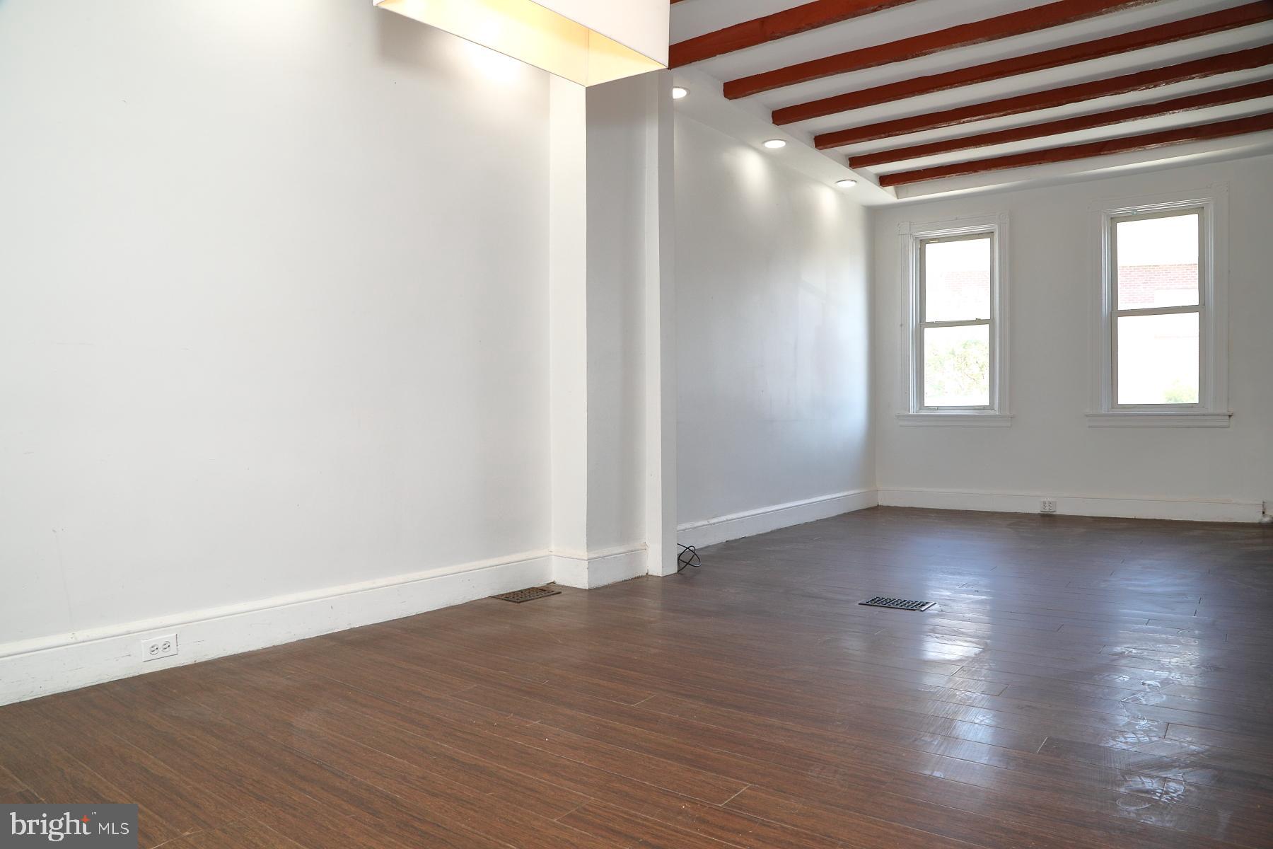 SOUTH SIDE OF CITY - Residential