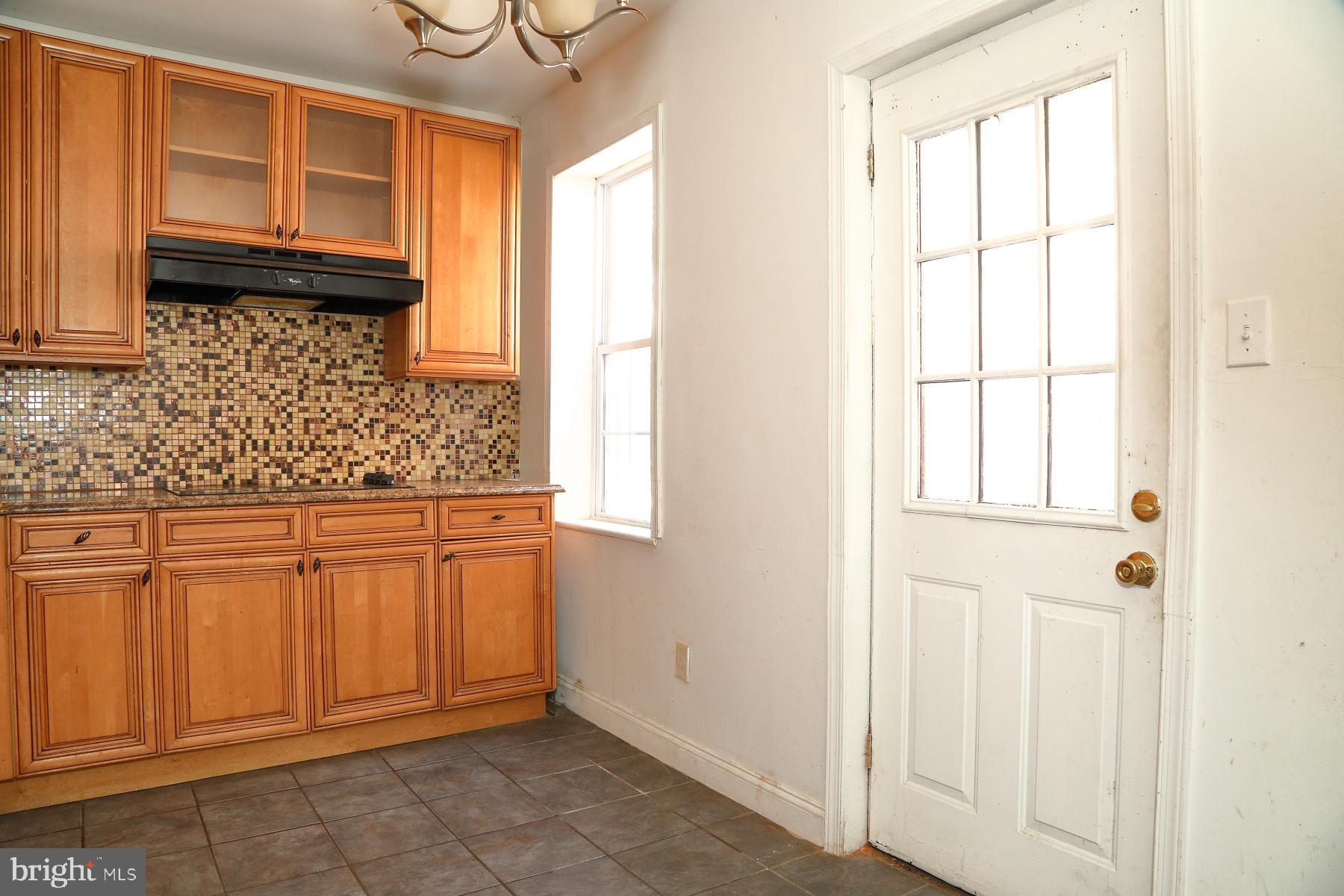 SOUTH SIDE OF CITY - Residential