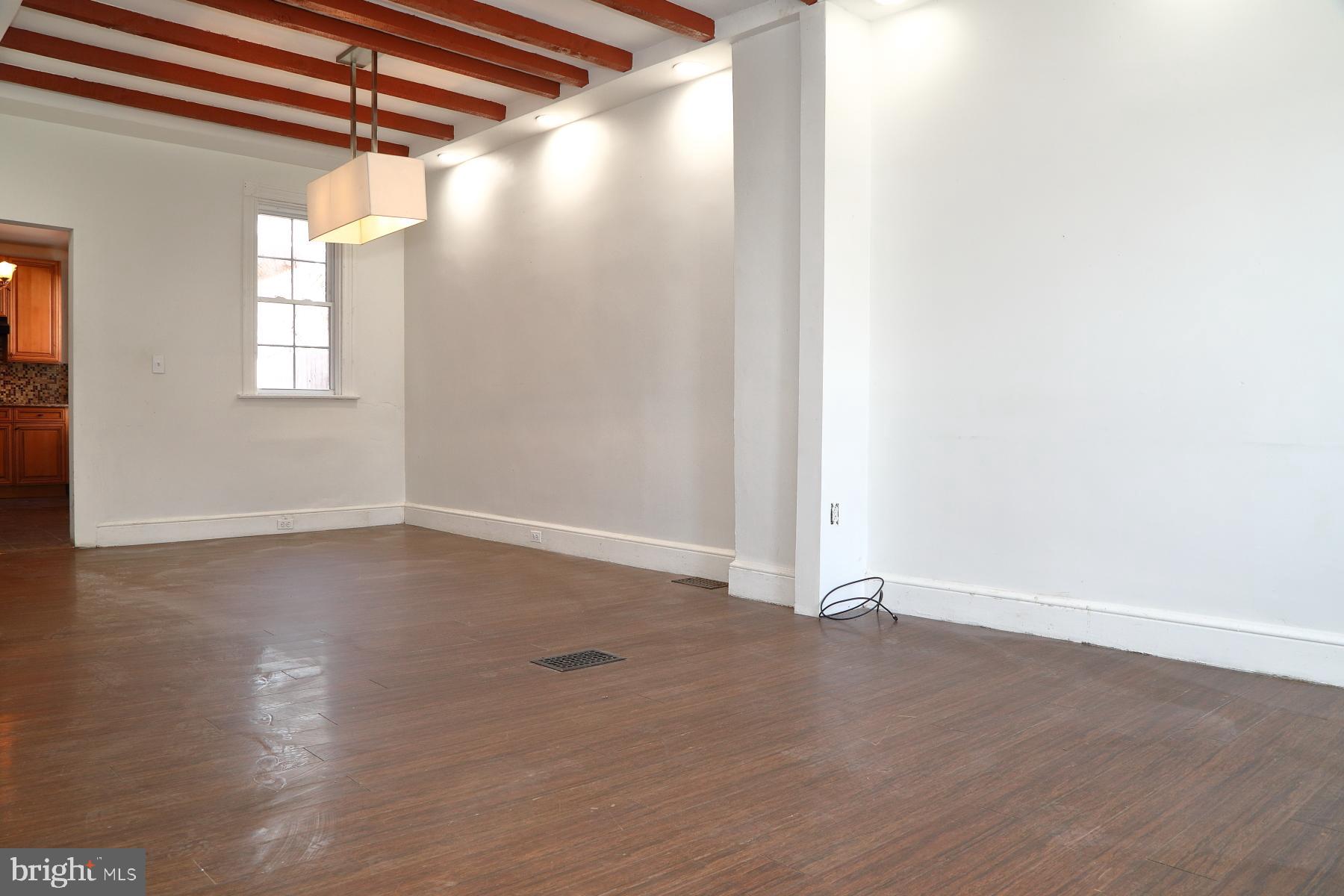 SOUTH SIDE OF CITY - Residential