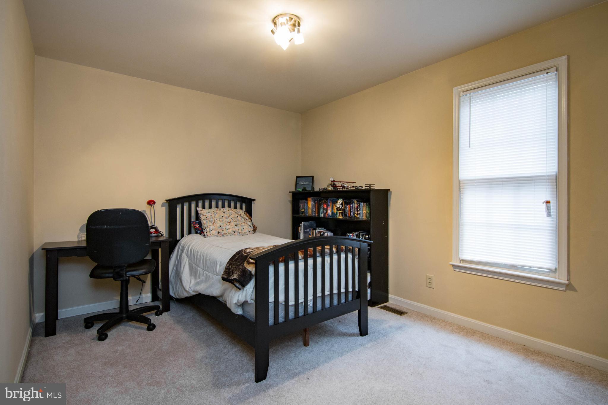 RUSSETT - Residential