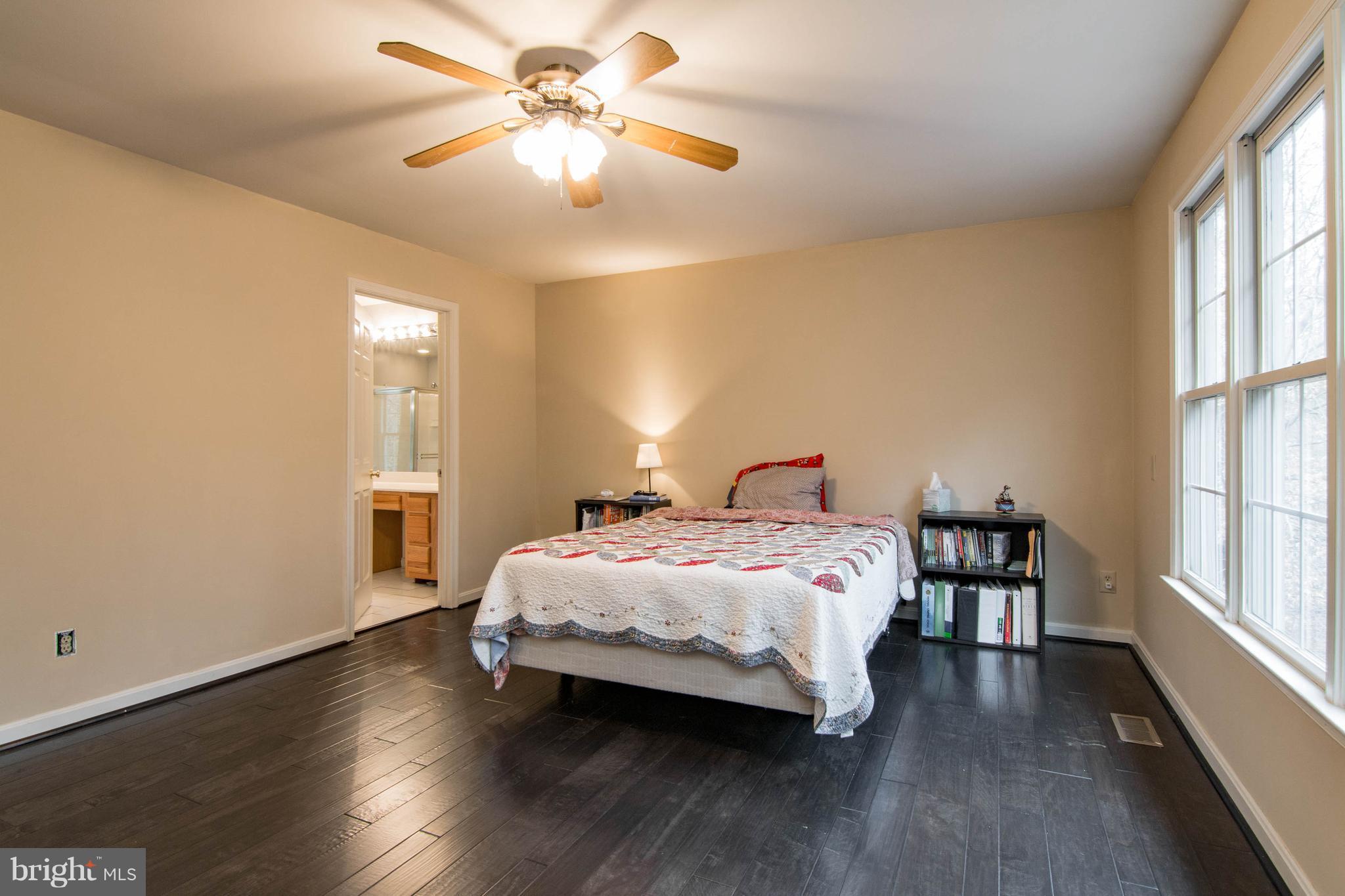 RUSSETT - Residential