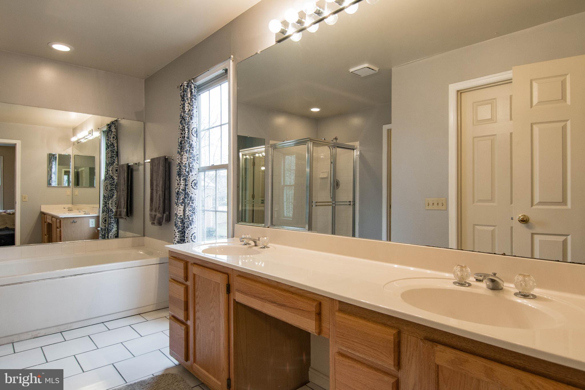 RUSSETT - Residential