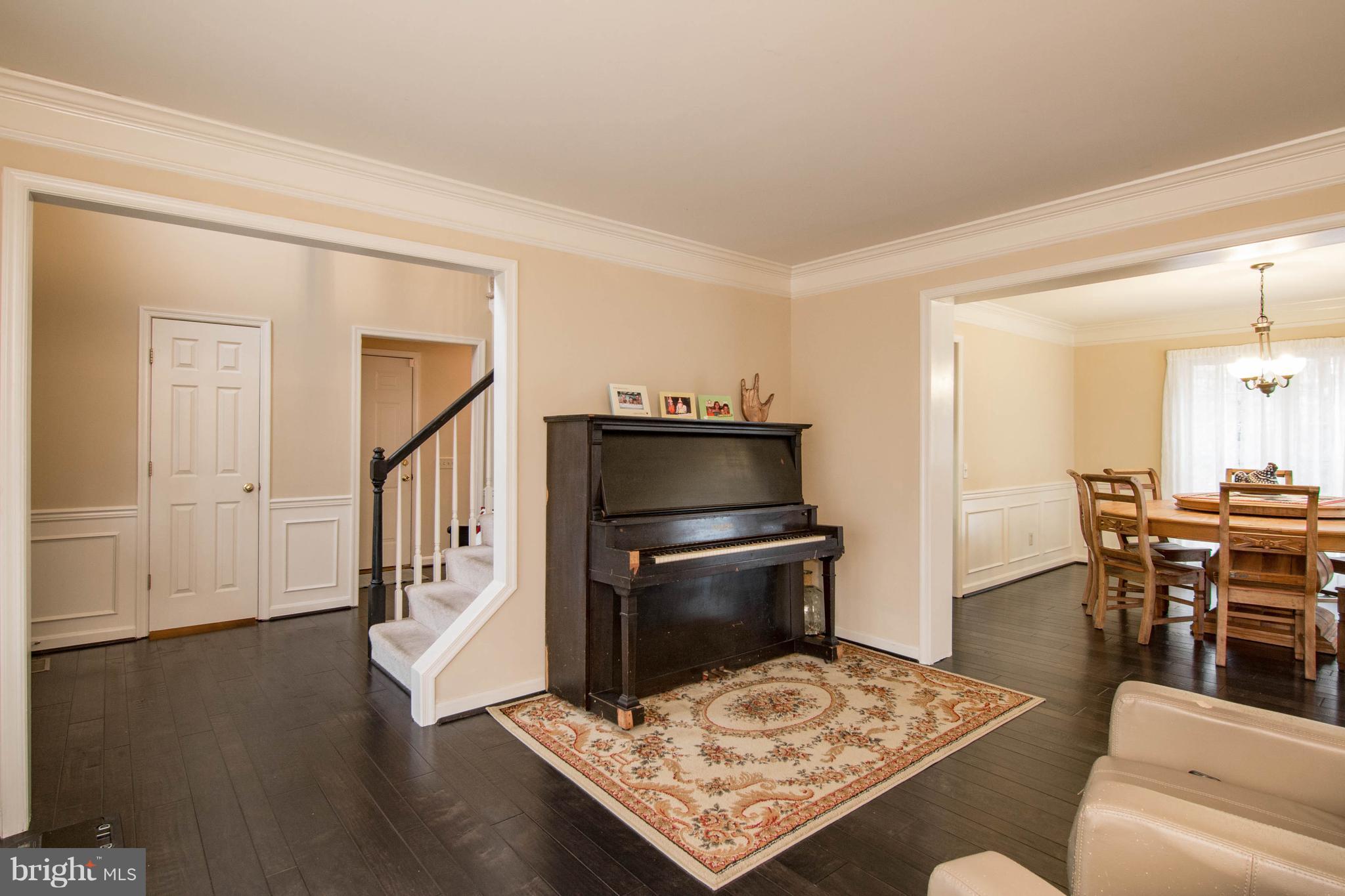 RUSSETT - Residential