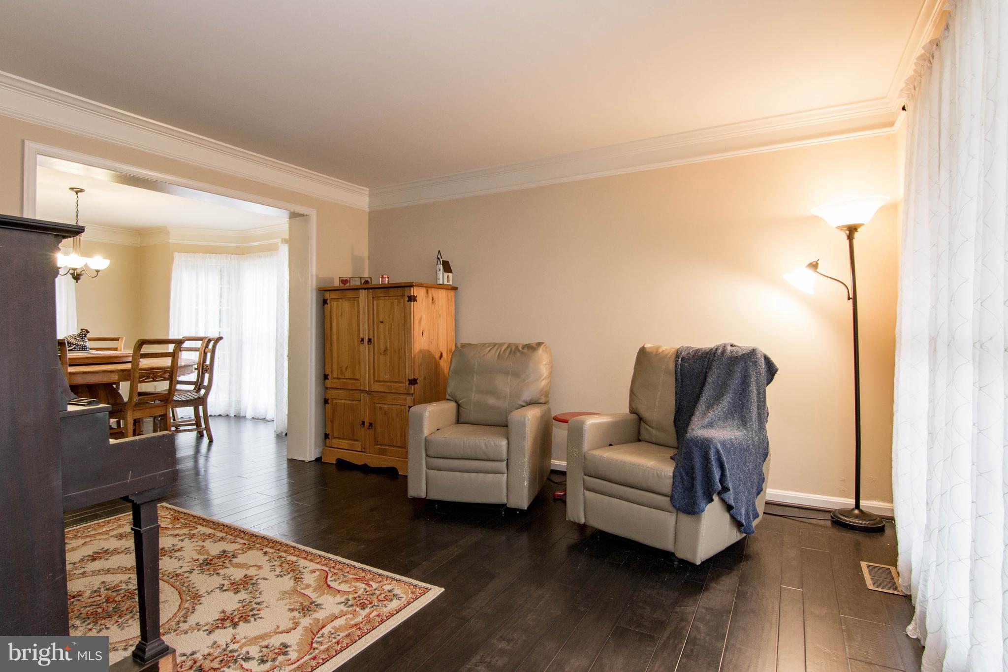 RUSSETT - Residential