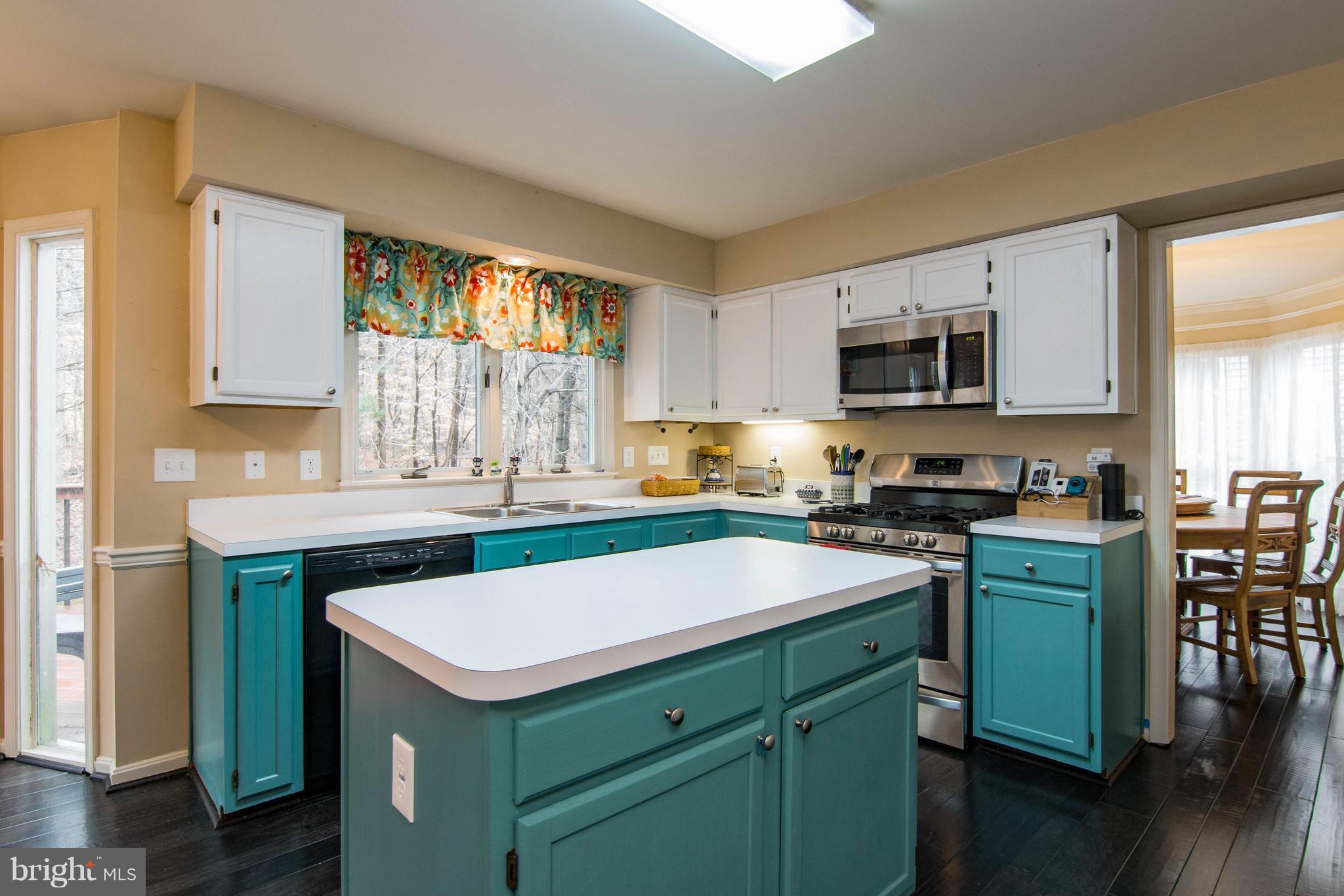 RUSSETT - Residential