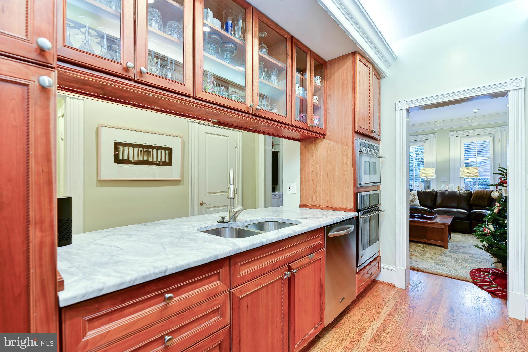 BACKYARD BOATS - Residential