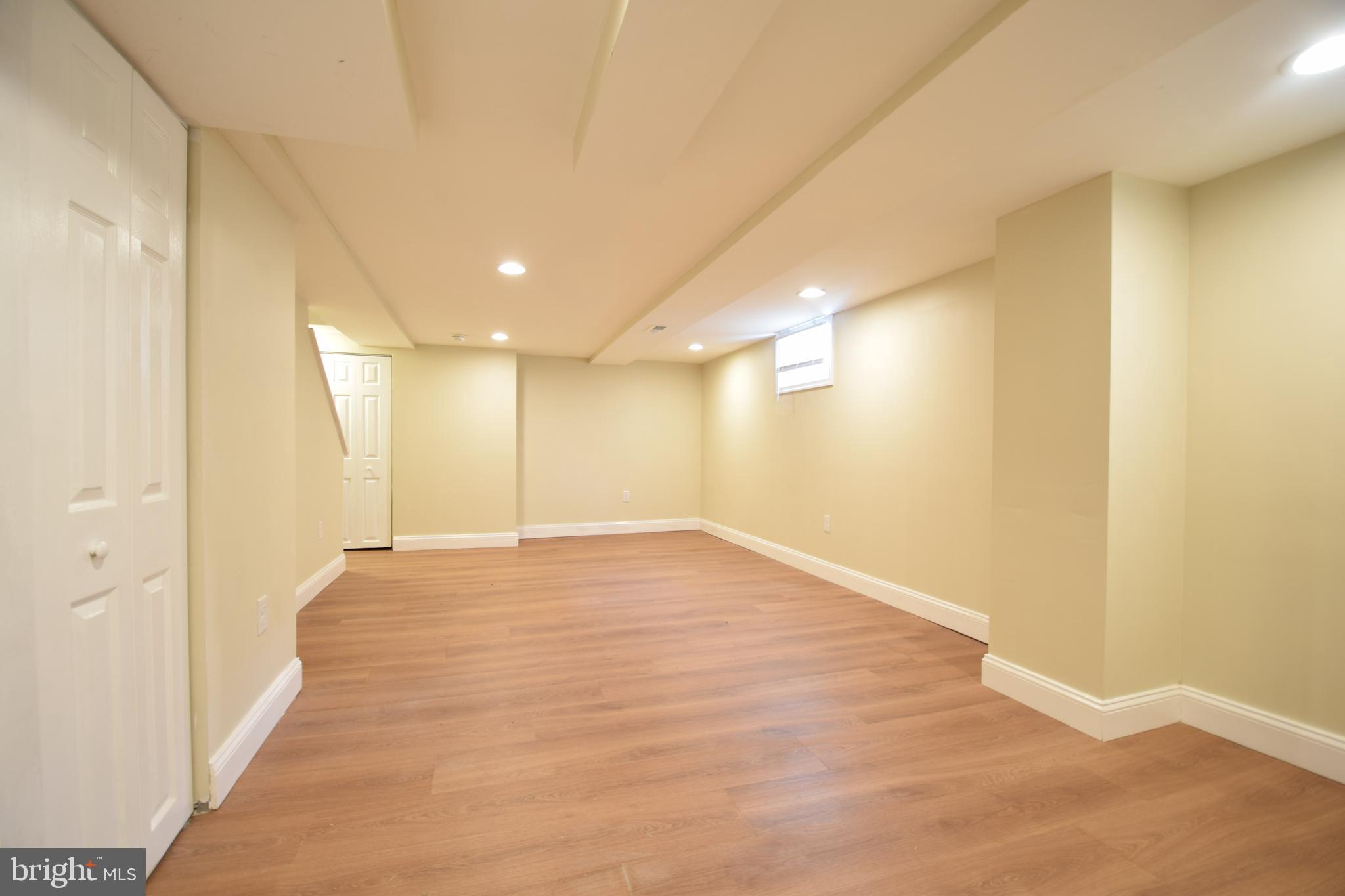 UPLANDS - Residential Lease