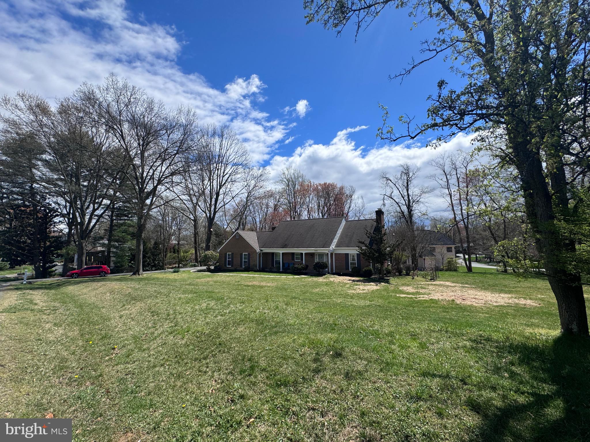 OLD MILL ESTATES - Residential Lease