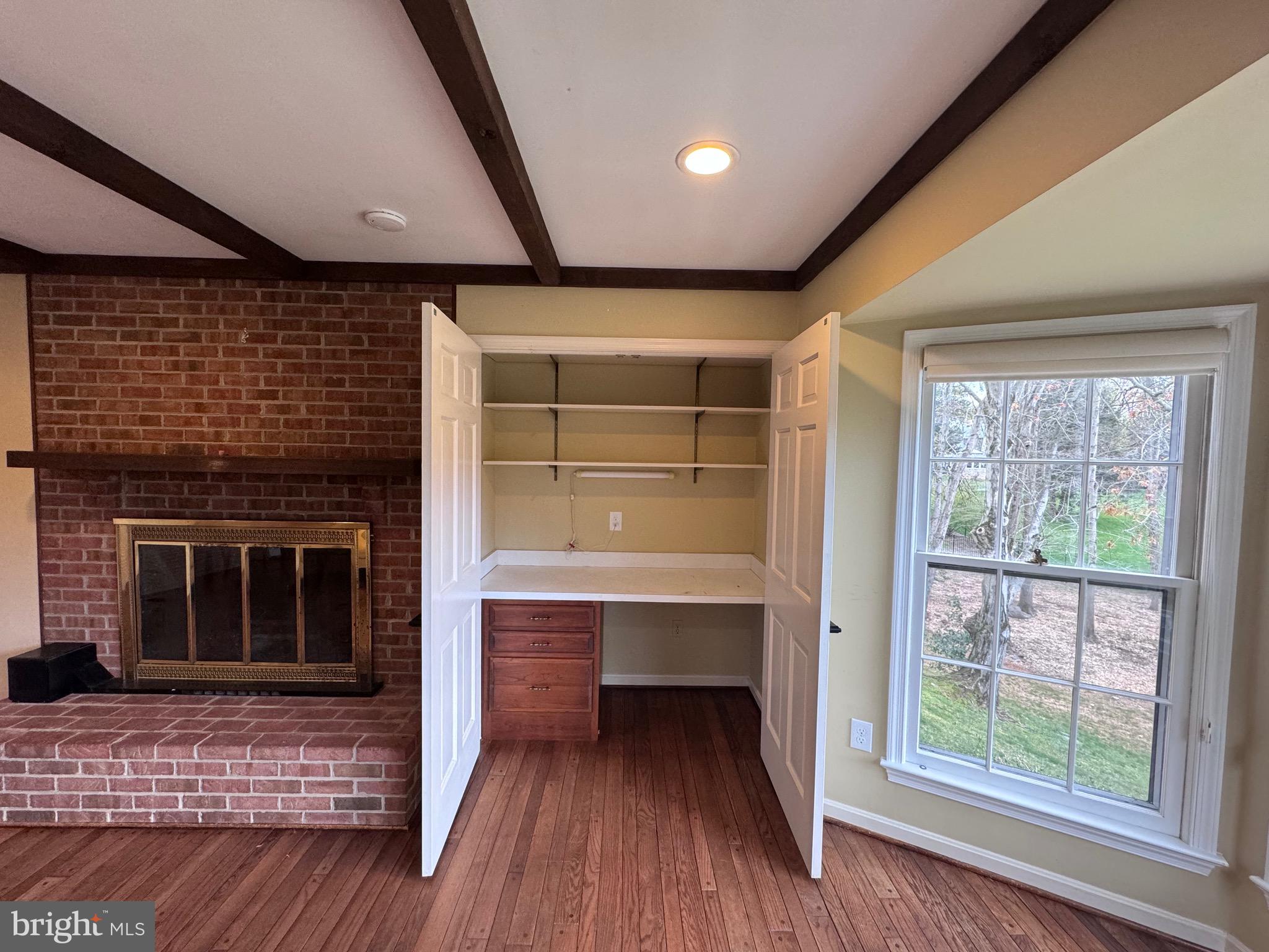 OLD MILL ESTATES - Residential Lease