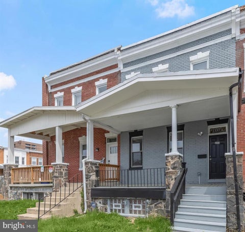 Townhouse For Rent - 607 N Longwood Street<br/> BALTIMORE, MD 21216