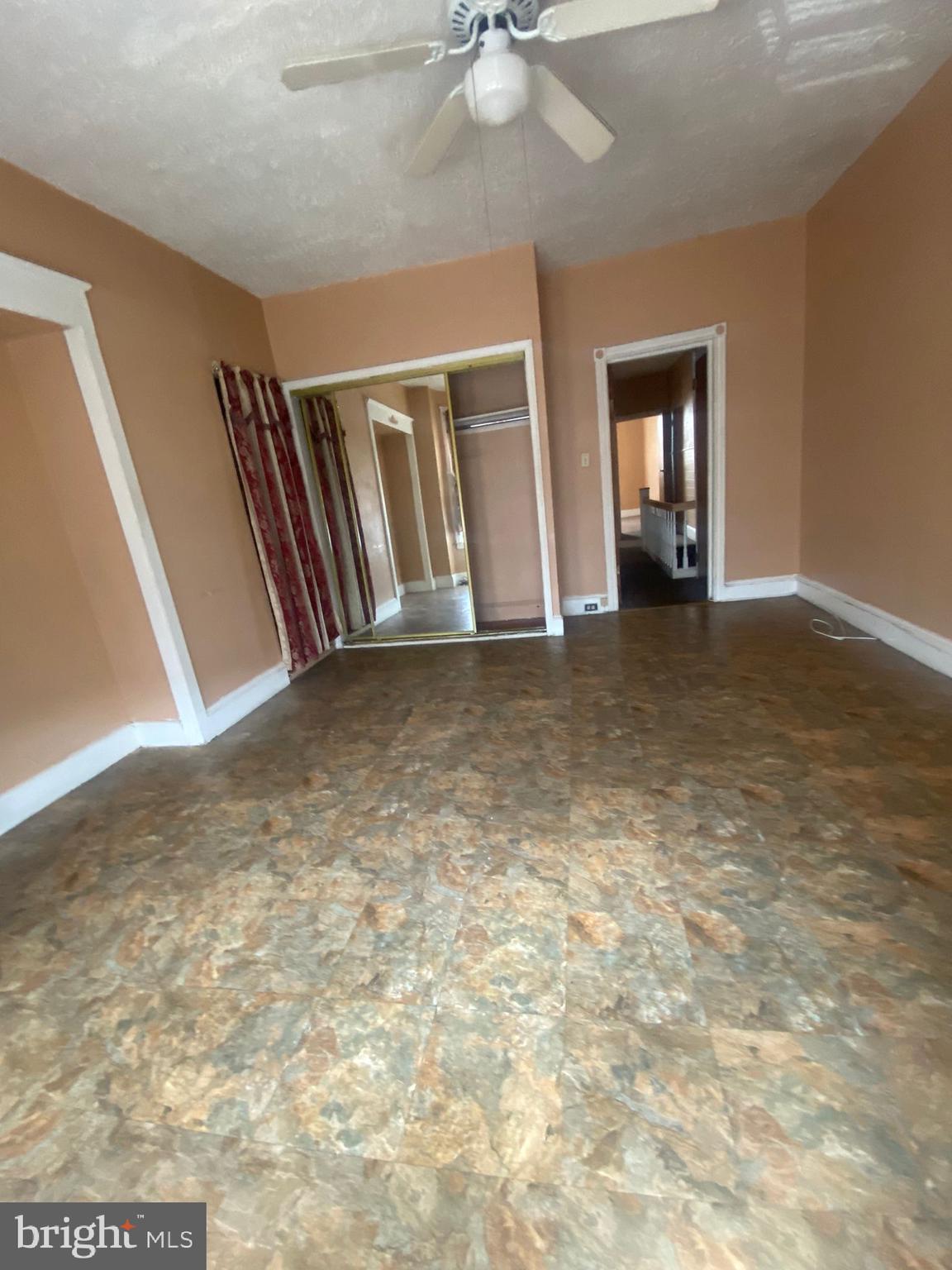 HUNTING PARK - Residential