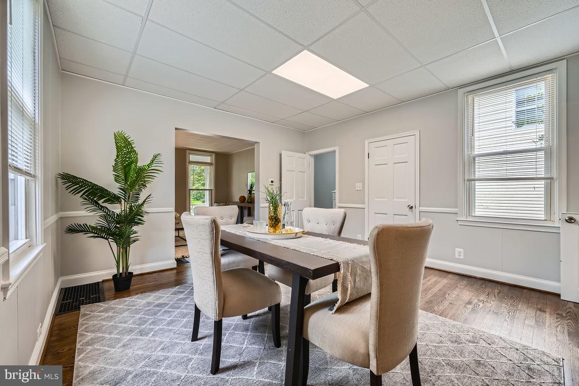 LAKE EVESHAM - Residential