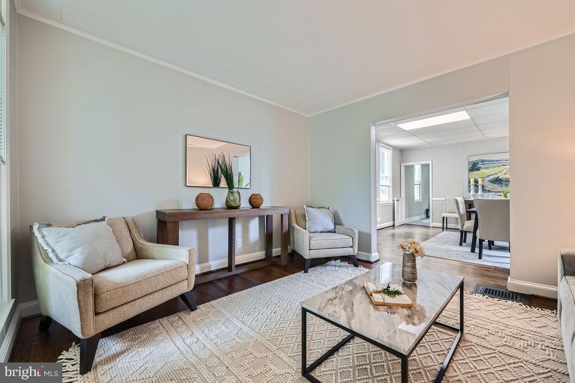 LAKE EVESHAM - Residential
