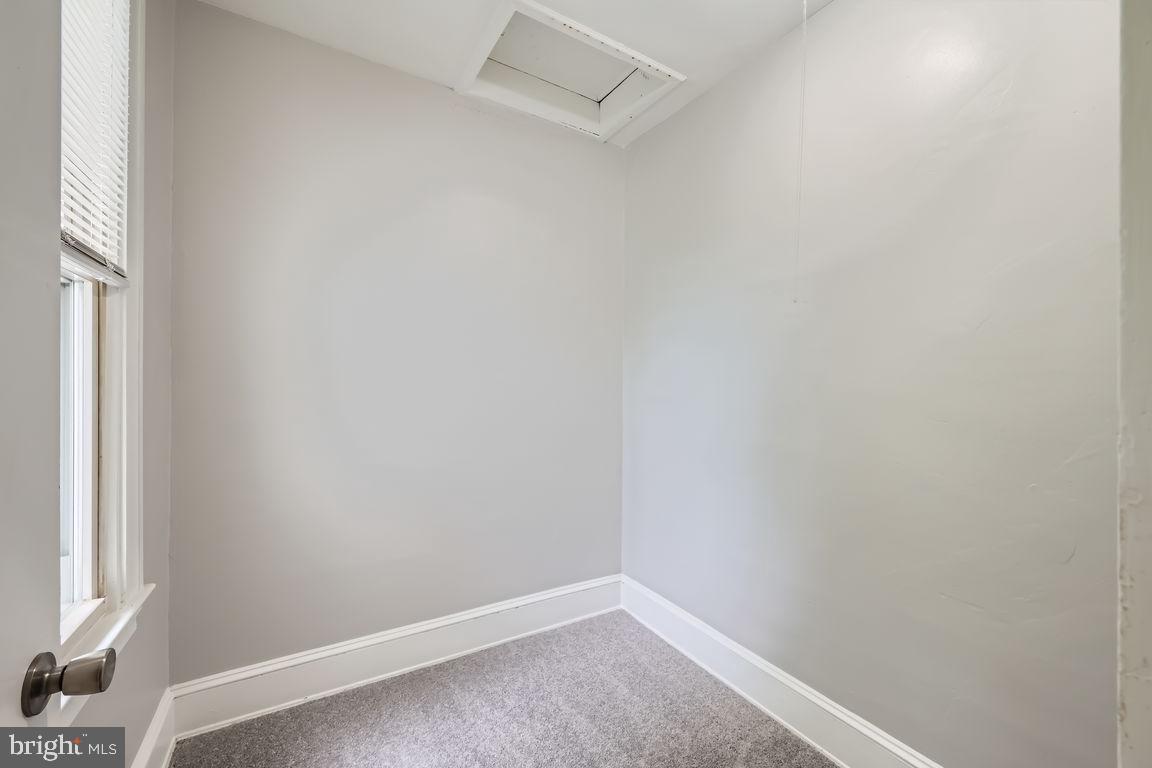 LAKE EVESHAM - Residential