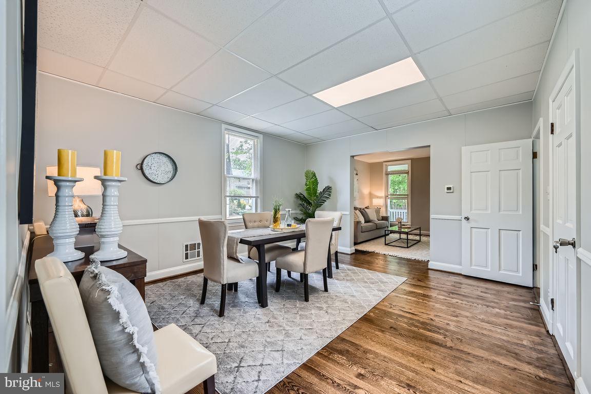 LAKE EVESHAM - Residential