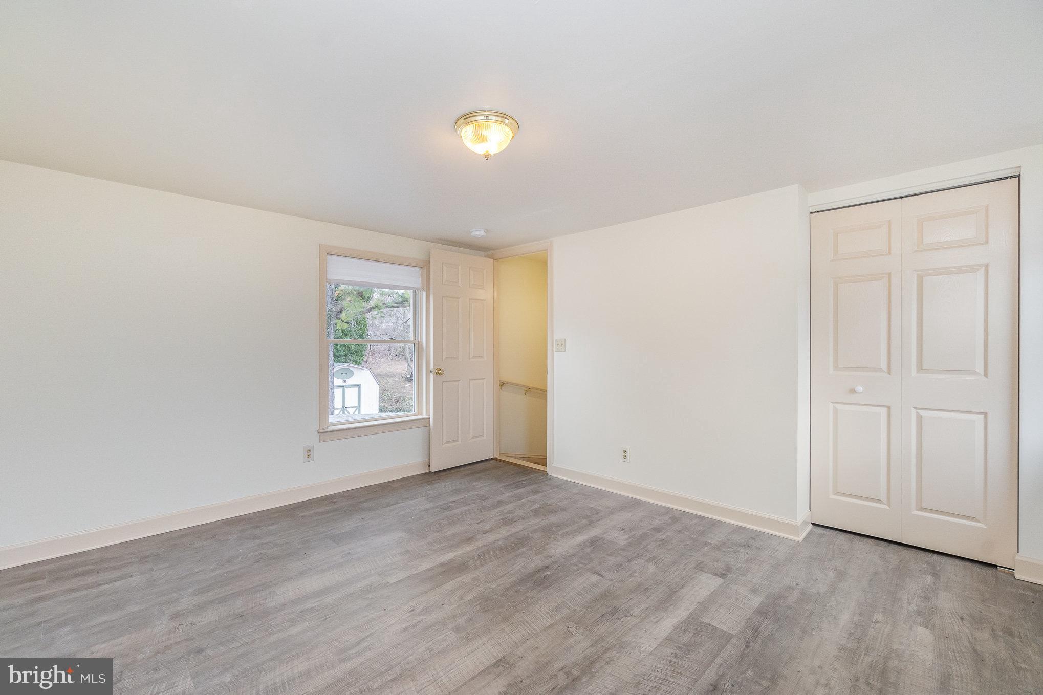 PERRYVILLE - Residential