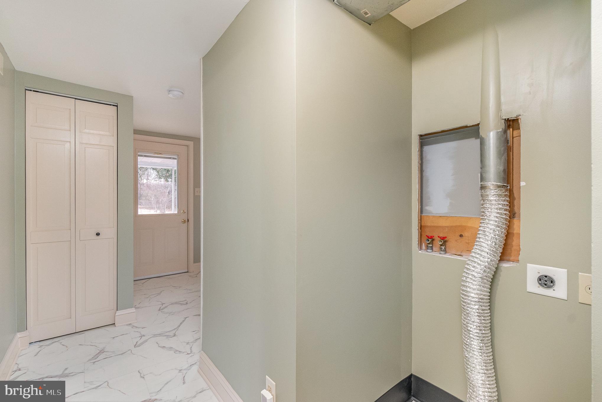 PERRYVILLE - Residential