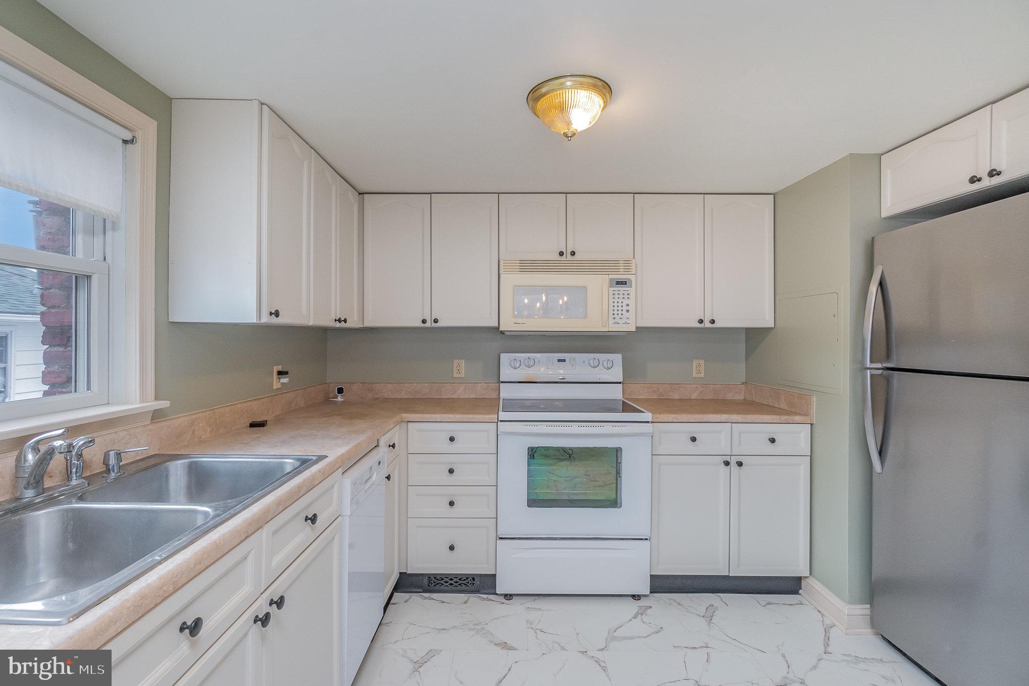 PERRYVILLE - Residential