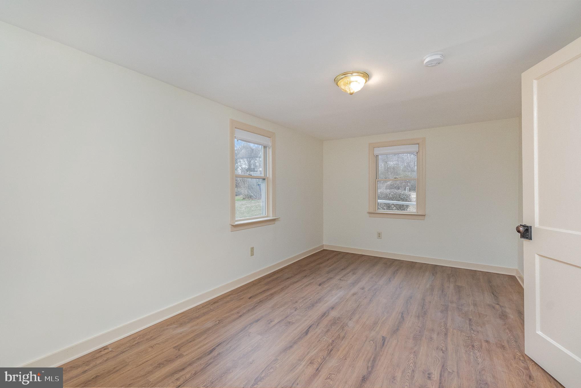 PERRYVILLE - Residential