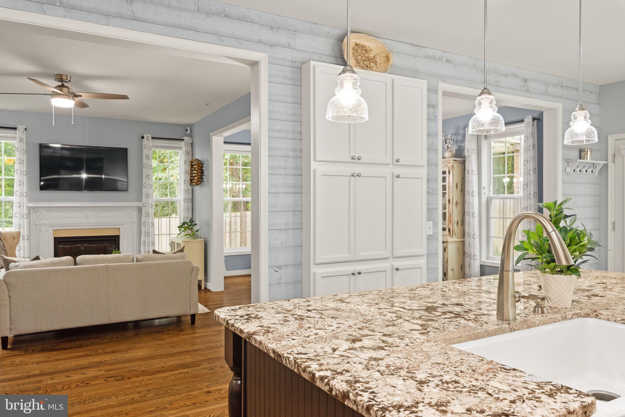 QUARTERFIELD KNOLLS - Residential