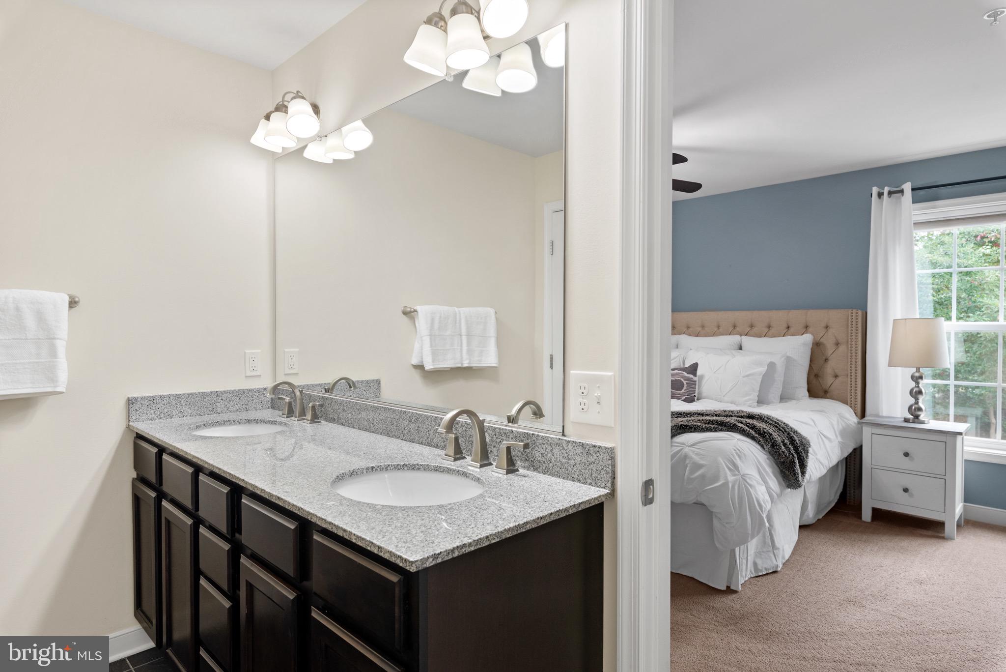 QUARTERFIELD KNOLLS - Residential