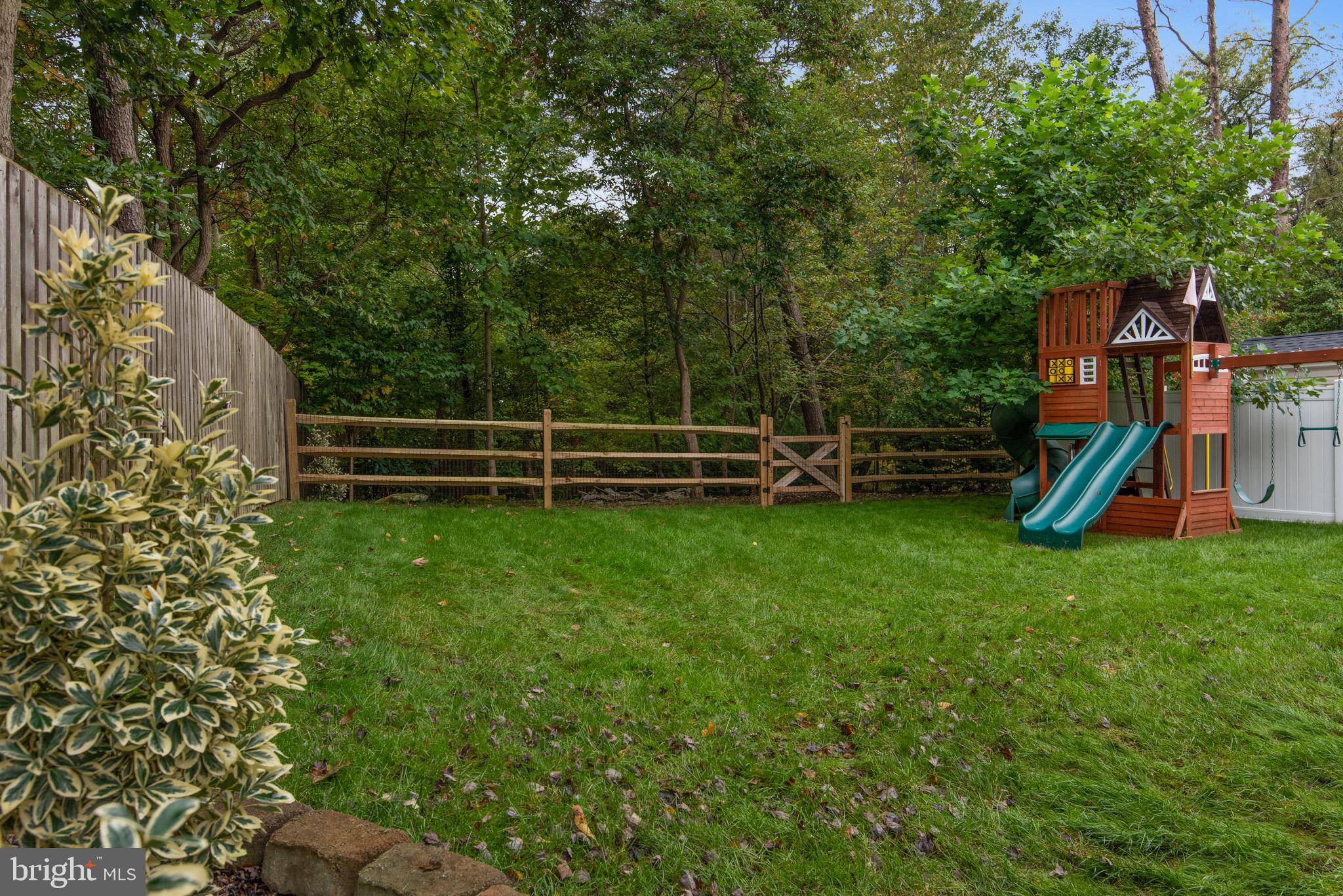 QUARTERFIELD KNOLLS - Residential