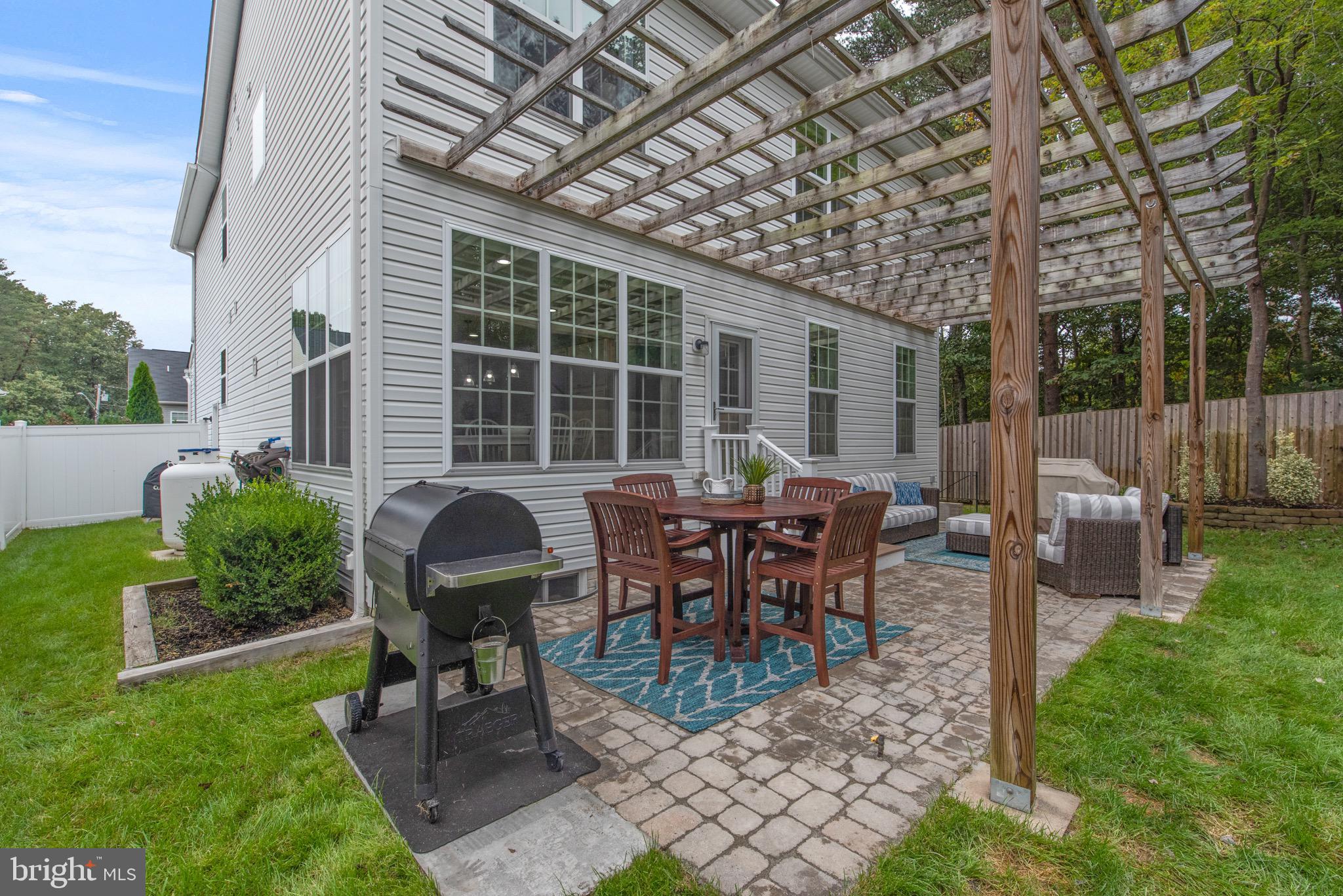 QUARTERFIELD KNOLLS - Residential