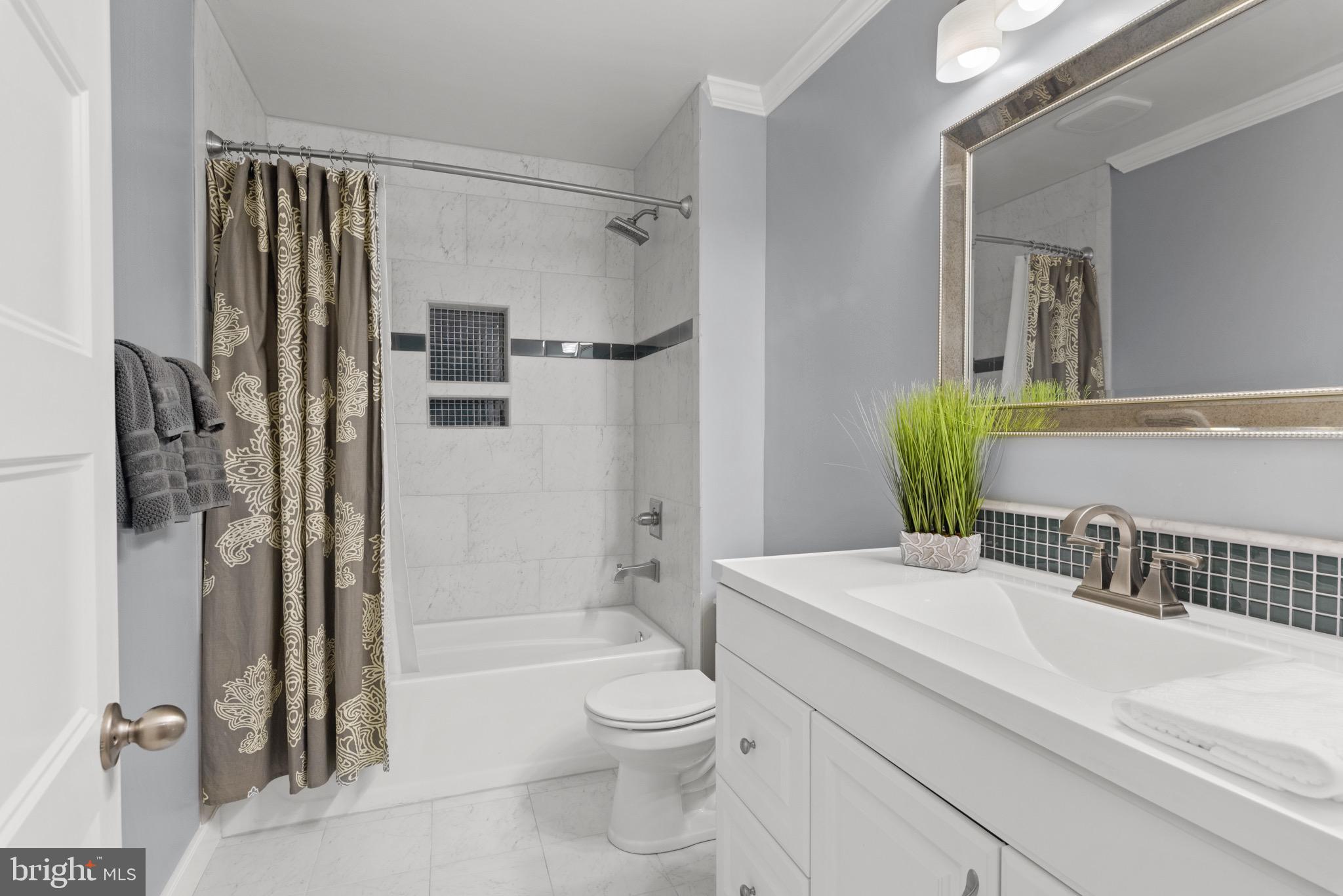 QUARTERFIELD KNOLLS - Residential