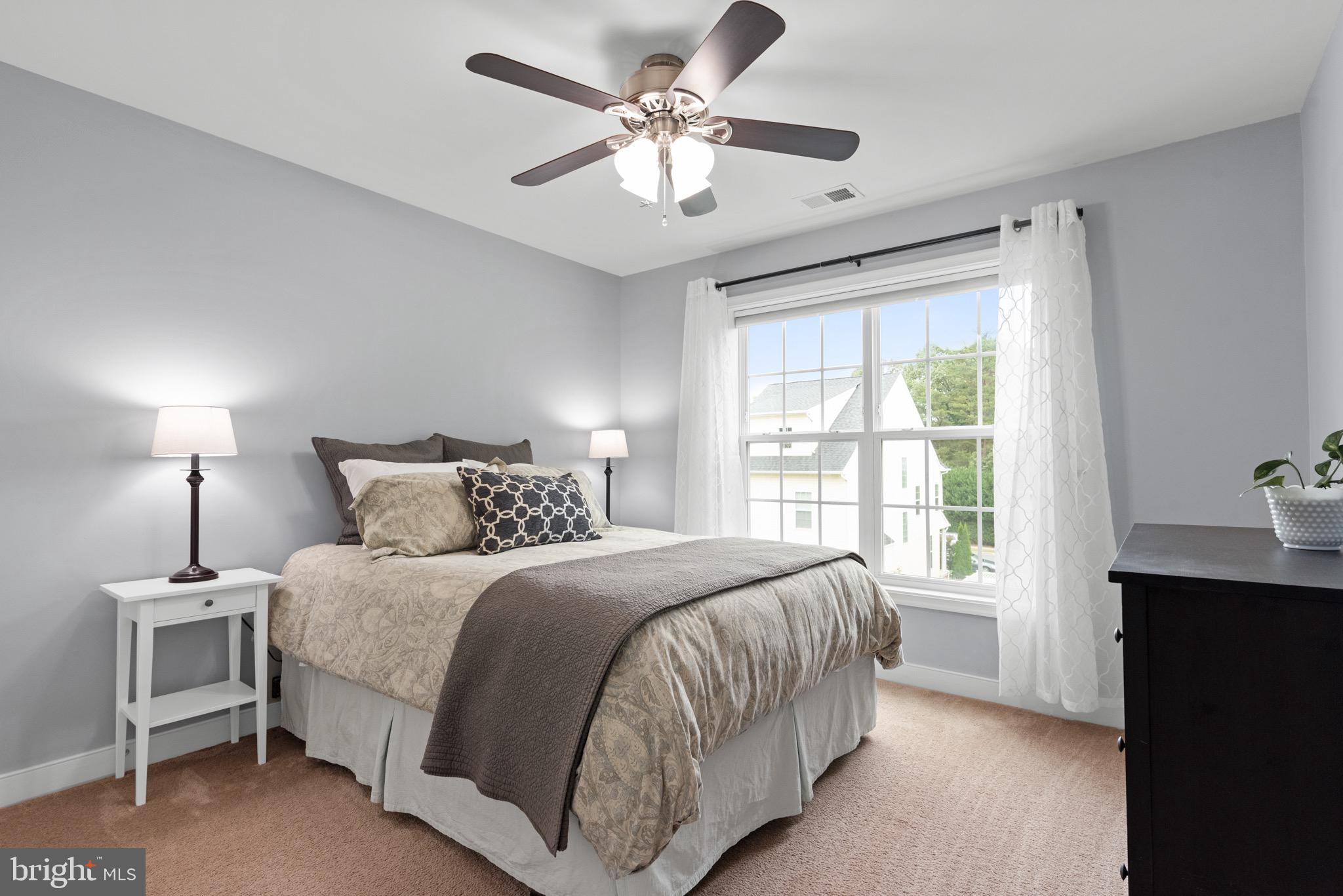 QUARTERFIELD KNOLLS - Residential